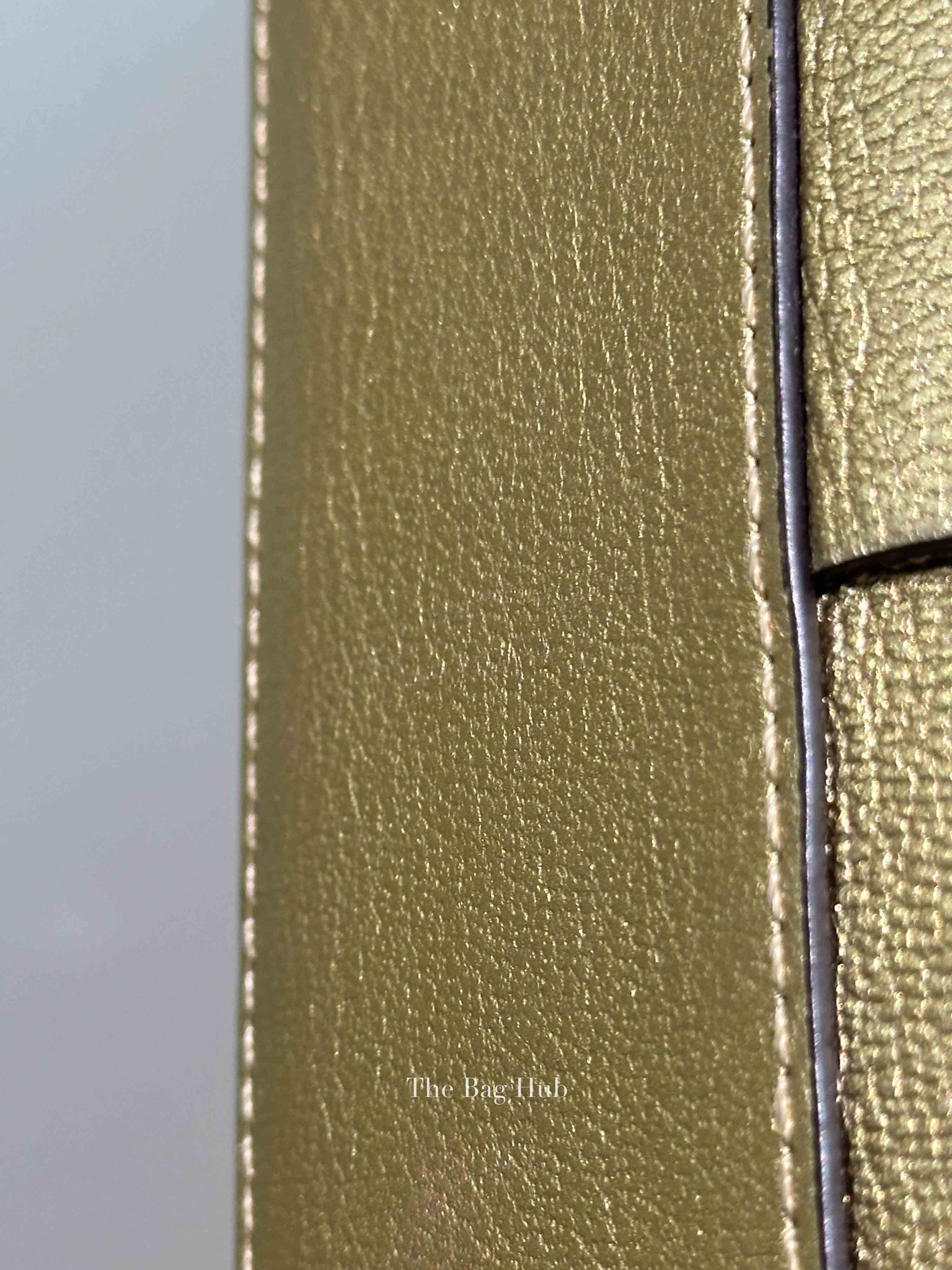 Louis Vuitton Gold Leather Very Chain Bag