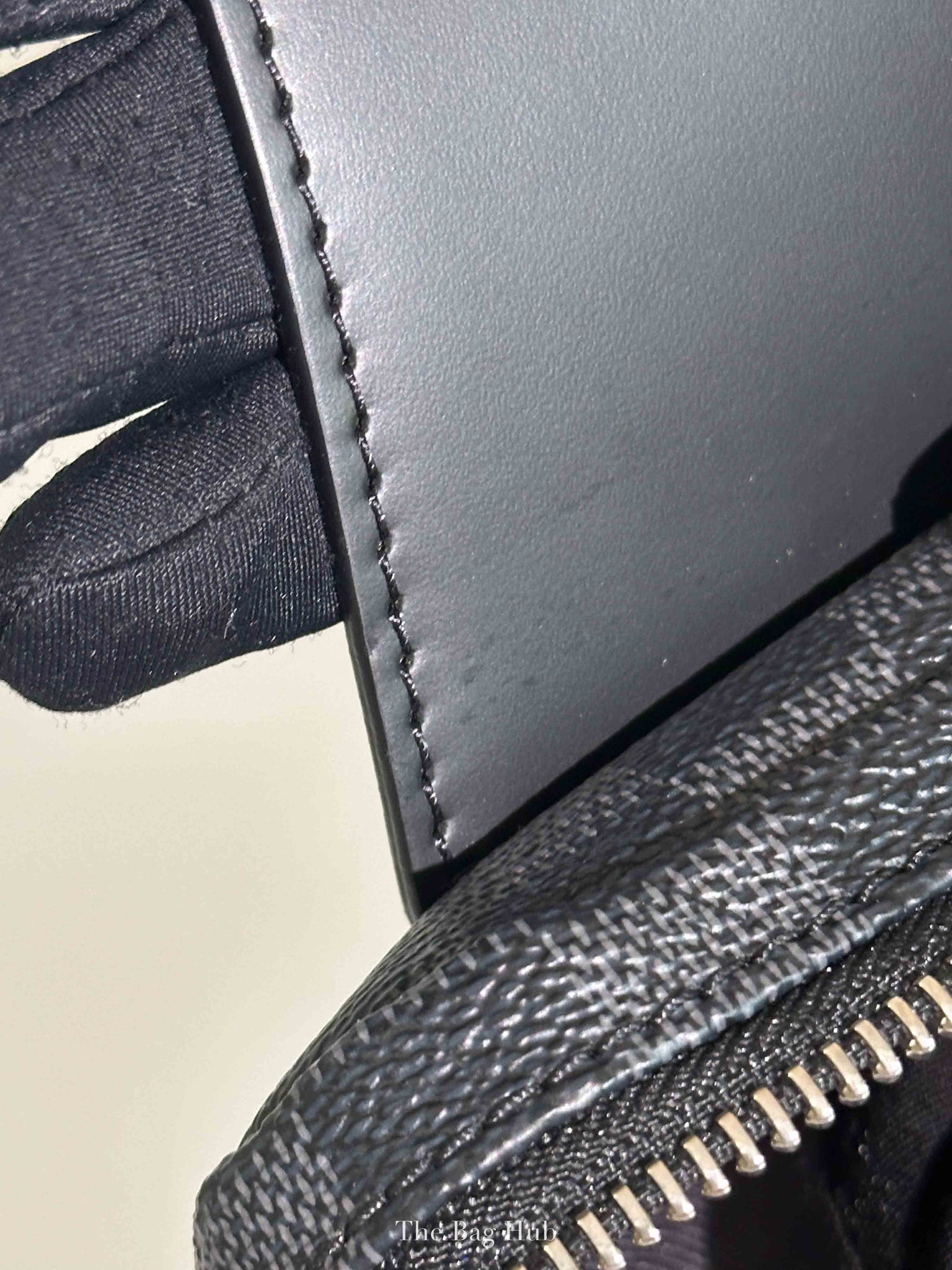 Louis Vuitton Damier Graphite Canvas Avenue Sling Bag