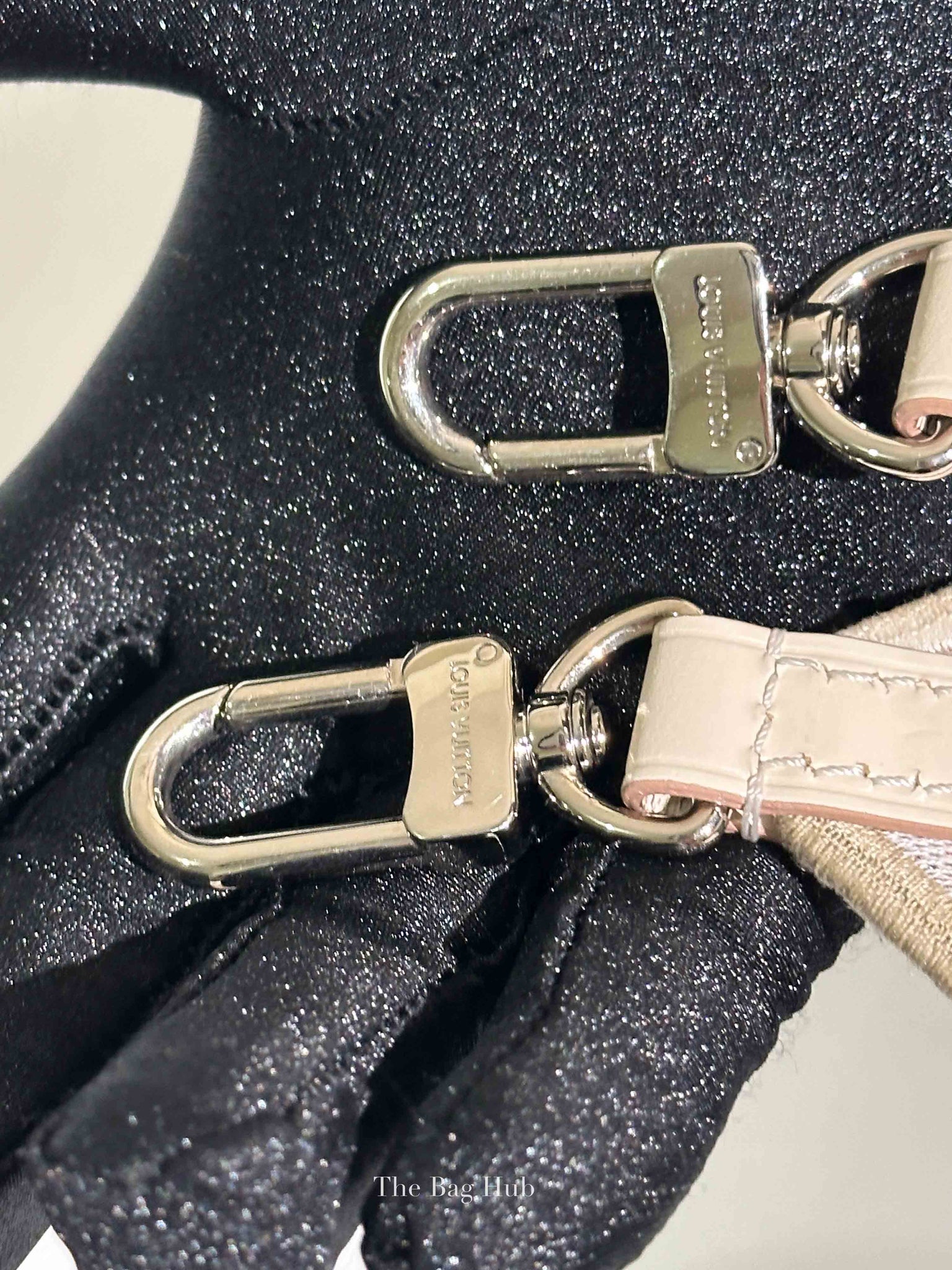 Louis Vuitton Quartz Epi Leather Cluny Mini Bag