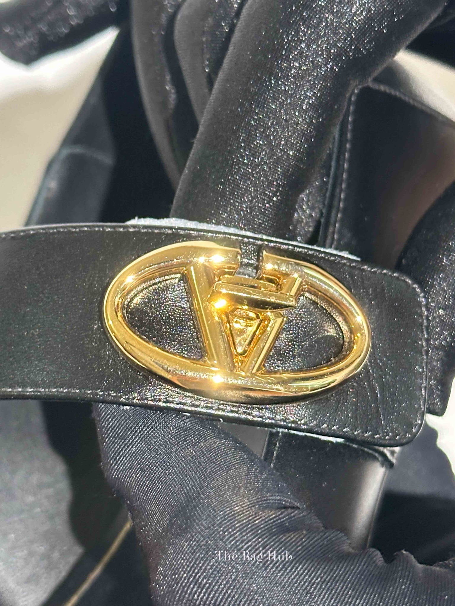 Valentino Garavani Black Leather VLogo Locker Mary Jane Ballerina Flats Size 37