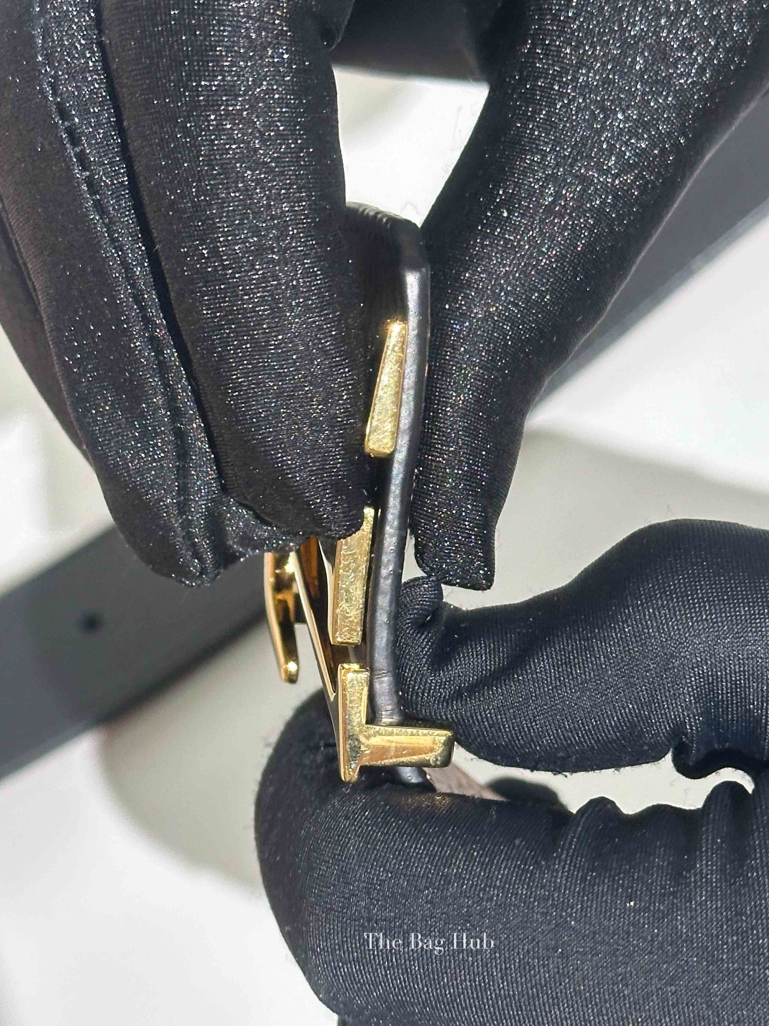 Louis Vuitton Black/Brown Leather Initiales Reversible Belt Size 110/44