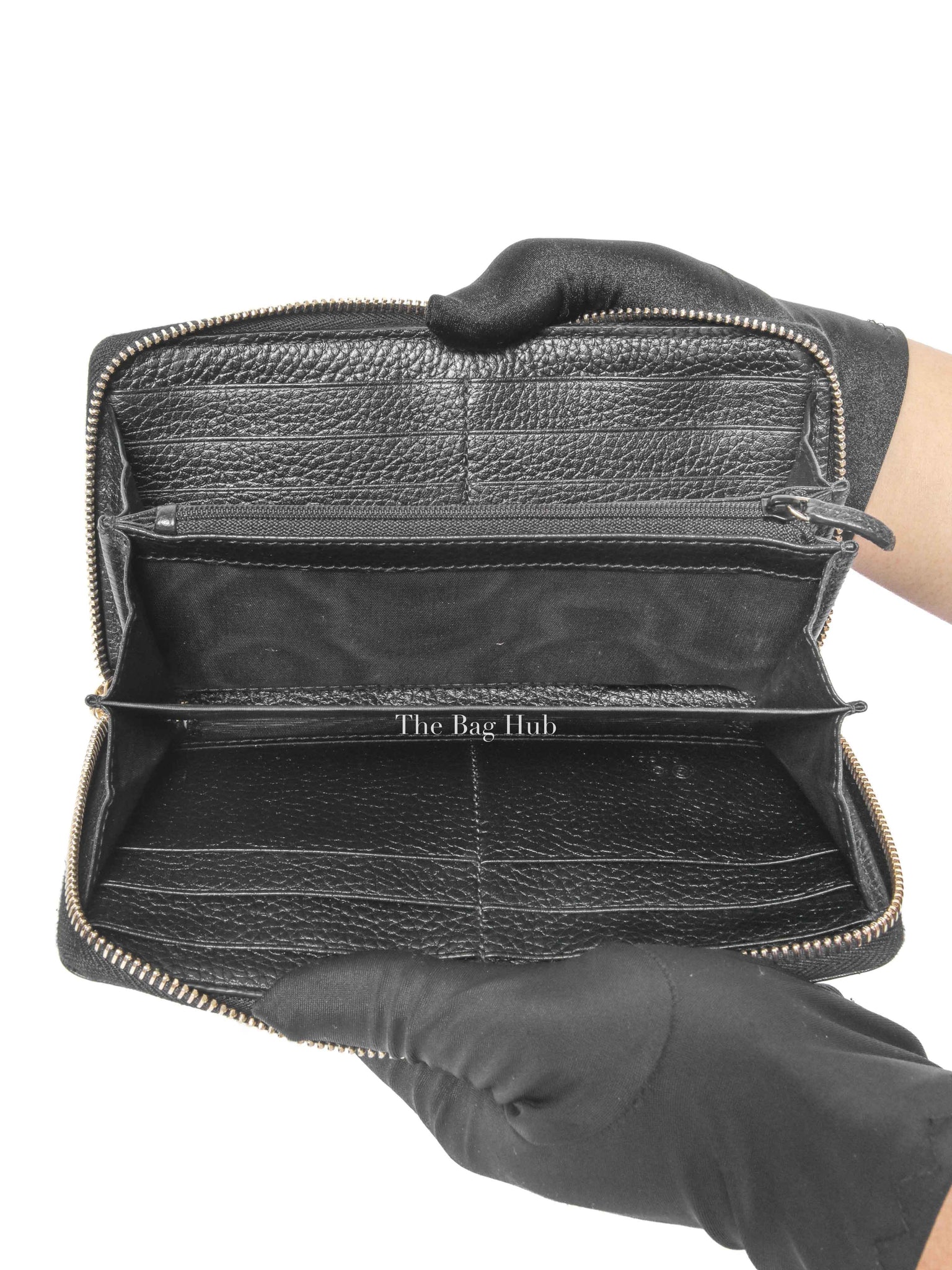 Gucci Black Pebbled Calfskin Soho Zip Around Long Wallet