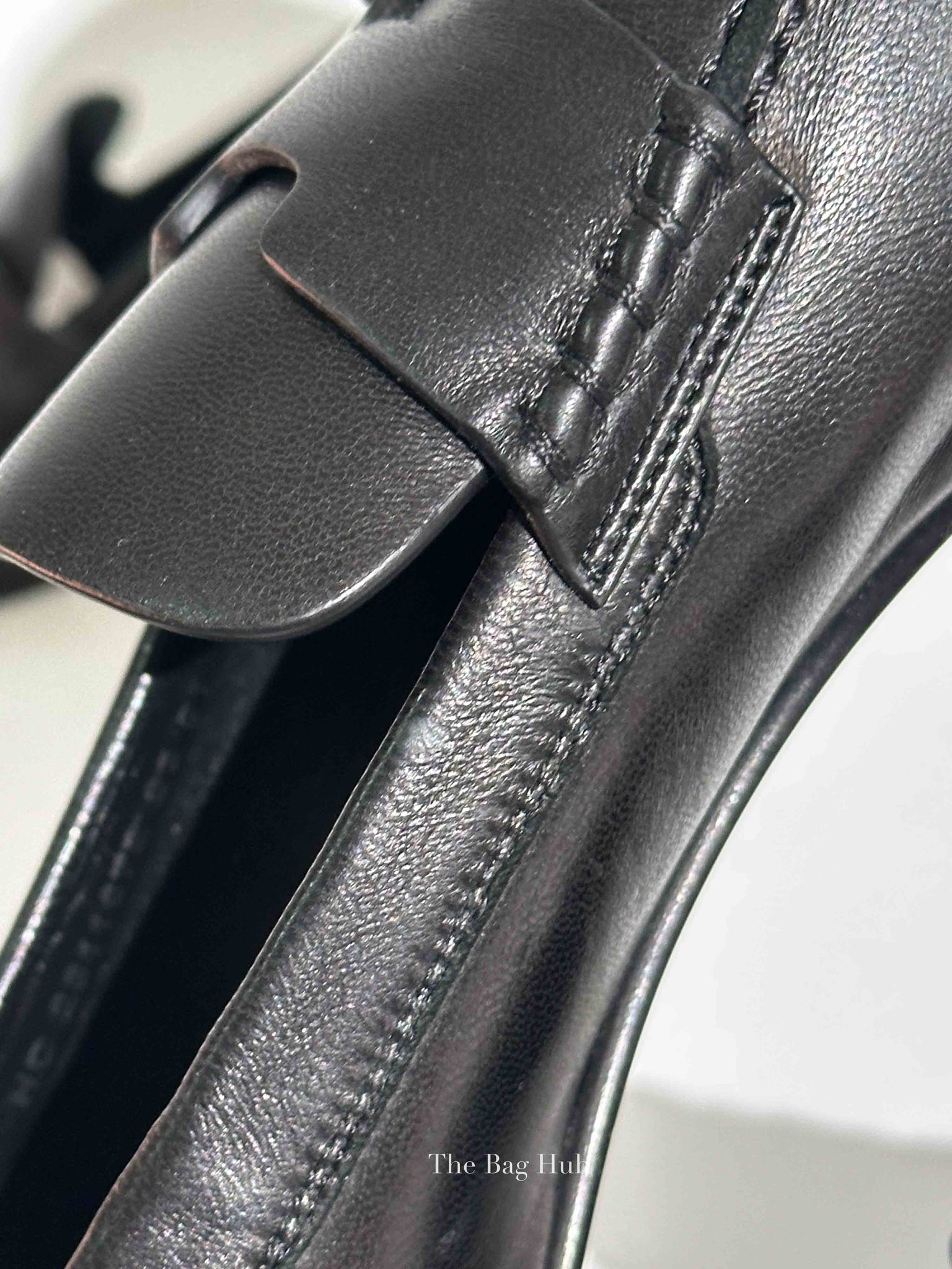 Hermes Black Leather Pointed Pumps Size 37