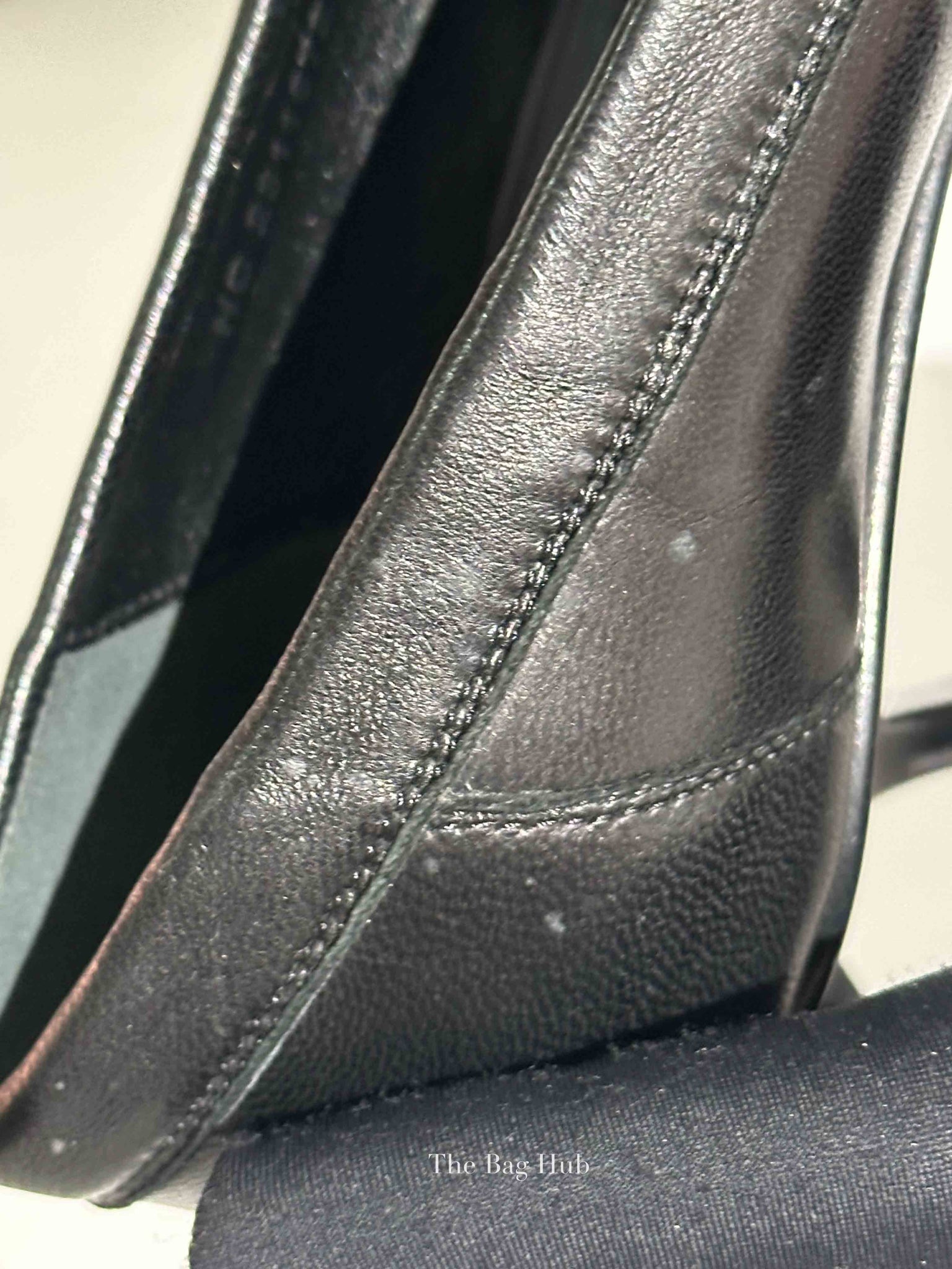 Hermes Black Leather Pointed Pumps Size 37