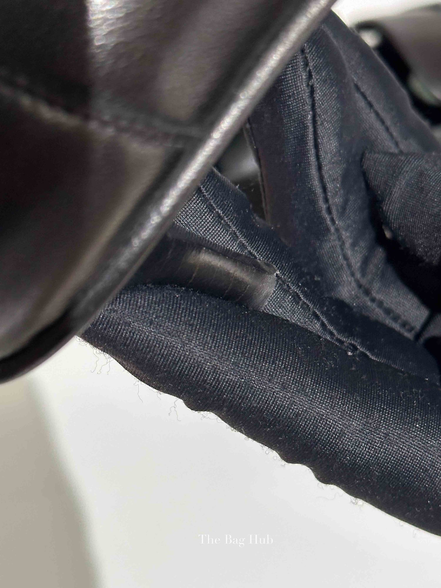 Hermes Black Leather Pointed Pumps Size 37