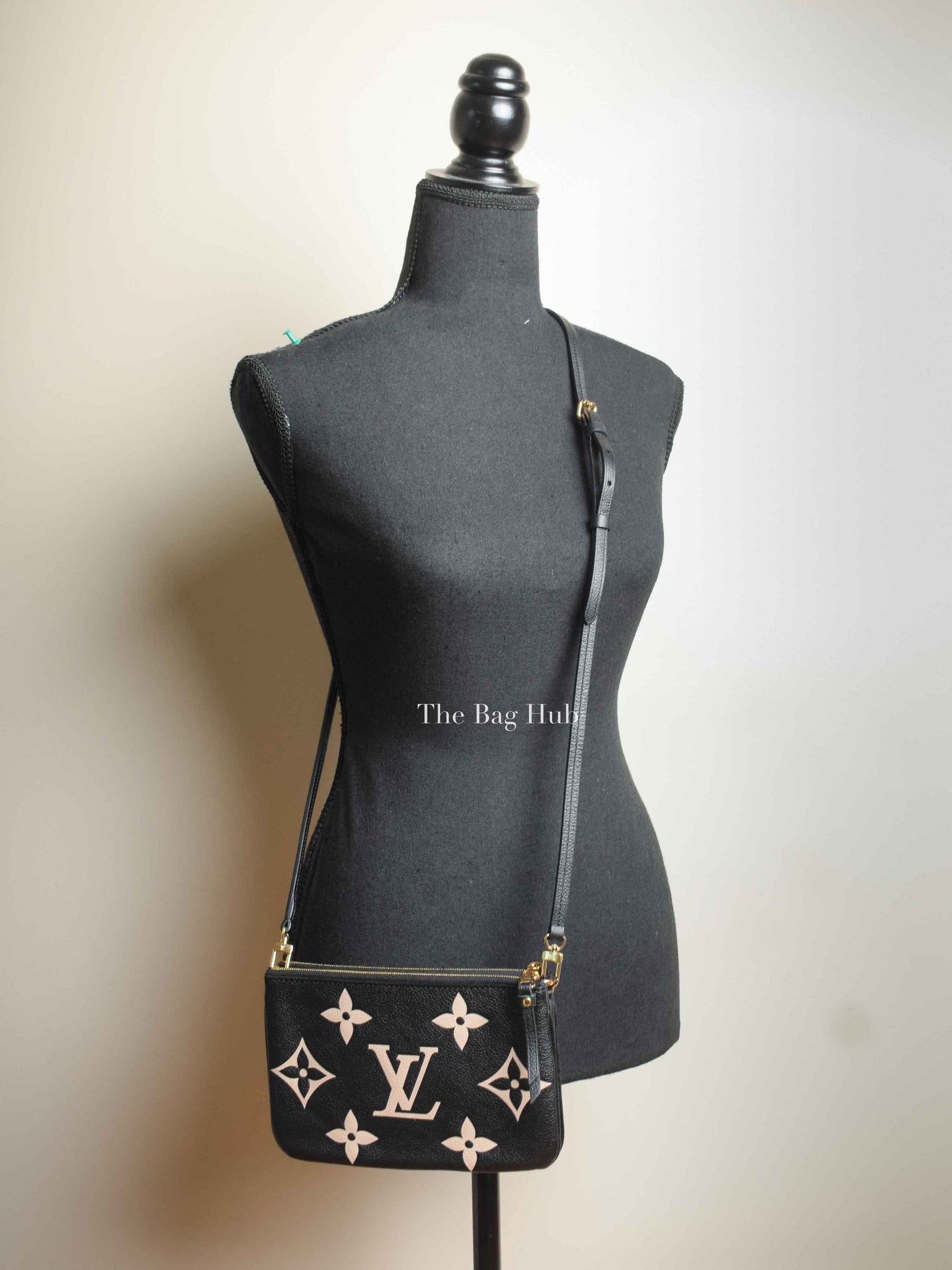 Louis Vuitton Black/Cream Empreinte Monogram Giant Double Zip Pochette