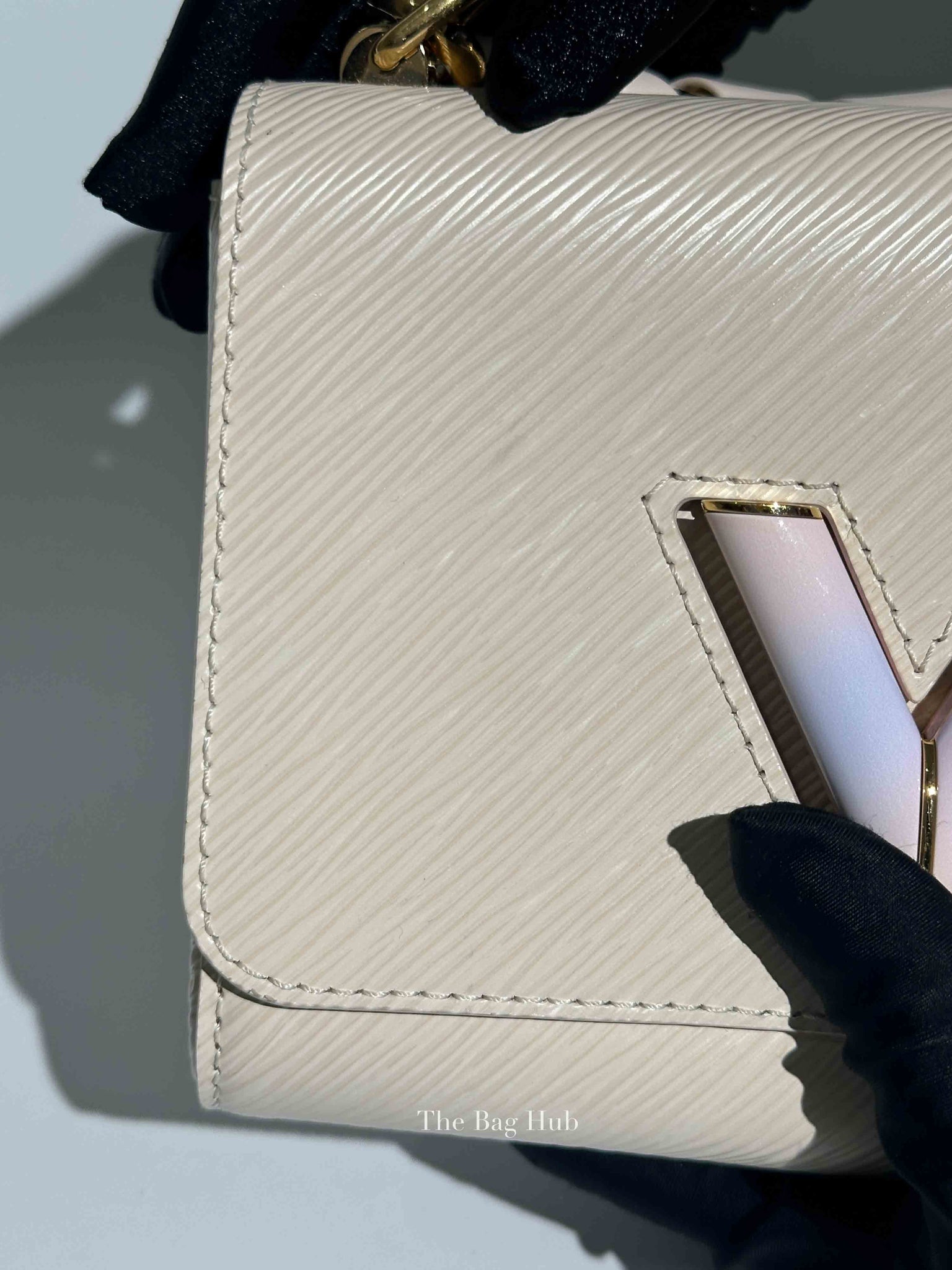 Louis Vuitton Quartz Epi PM Twist Braided Chain Shoulder Bag