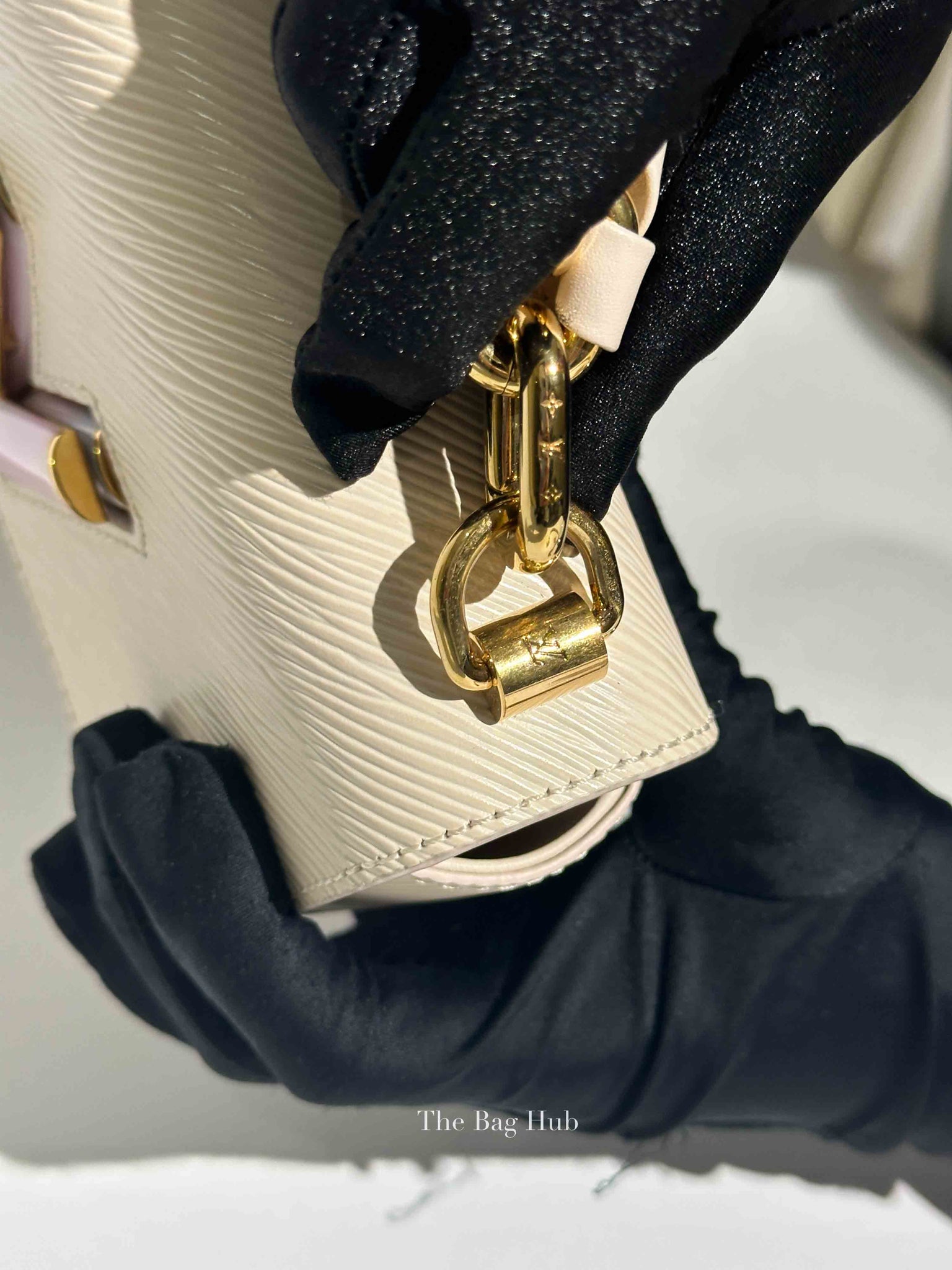 Louis Vuitton Quartz Epi PM Twist Braided Chain Shoulder Bag