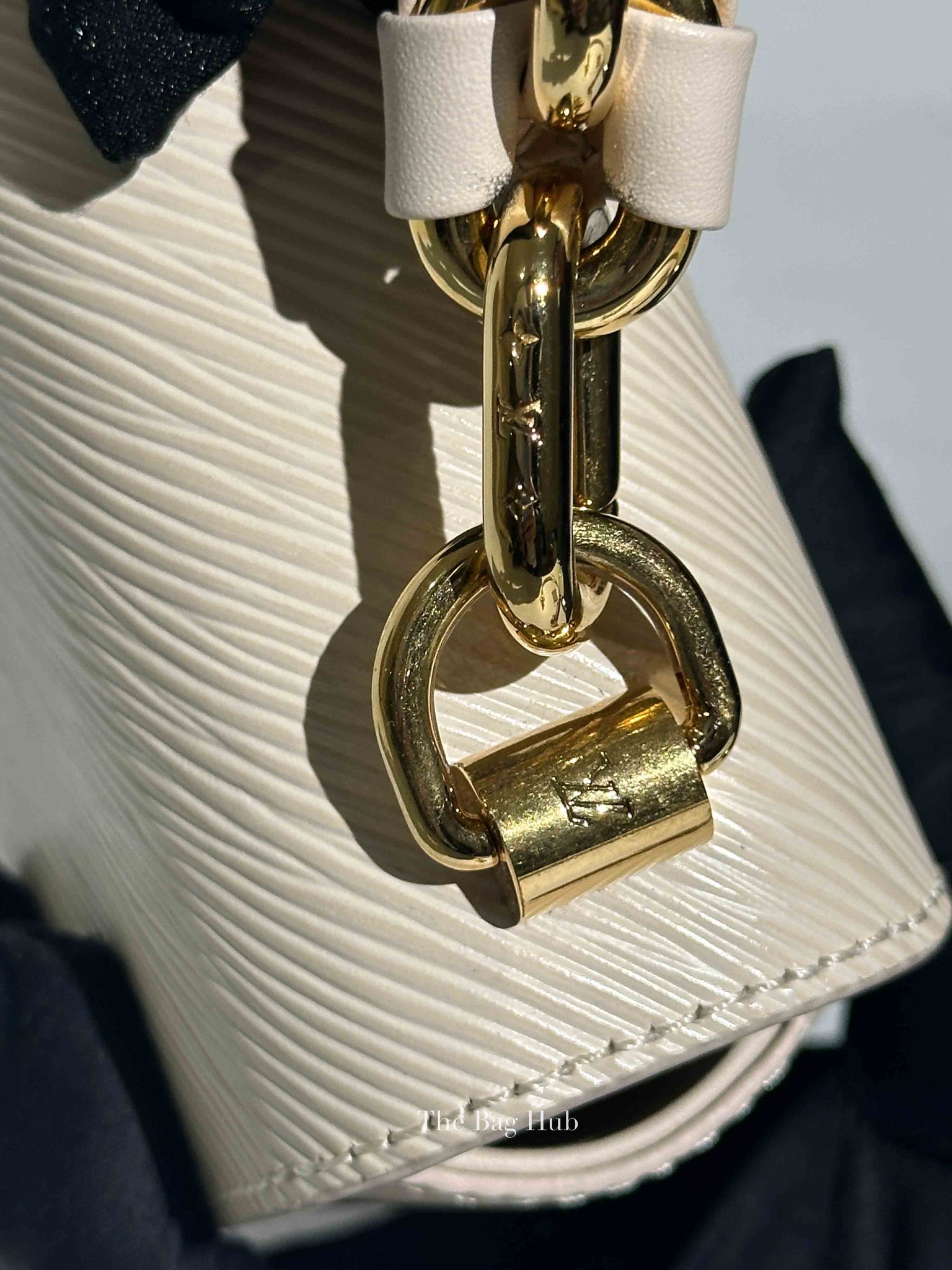 Louis Vuitton Quartz Epi PM Twist Braided Chain Shoulder Bag