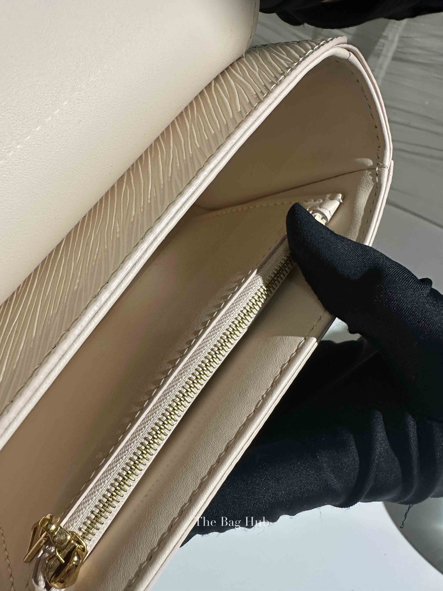 Louis Vuitton Quartz Epi PM Twist Braided Chain Shoulder Bag