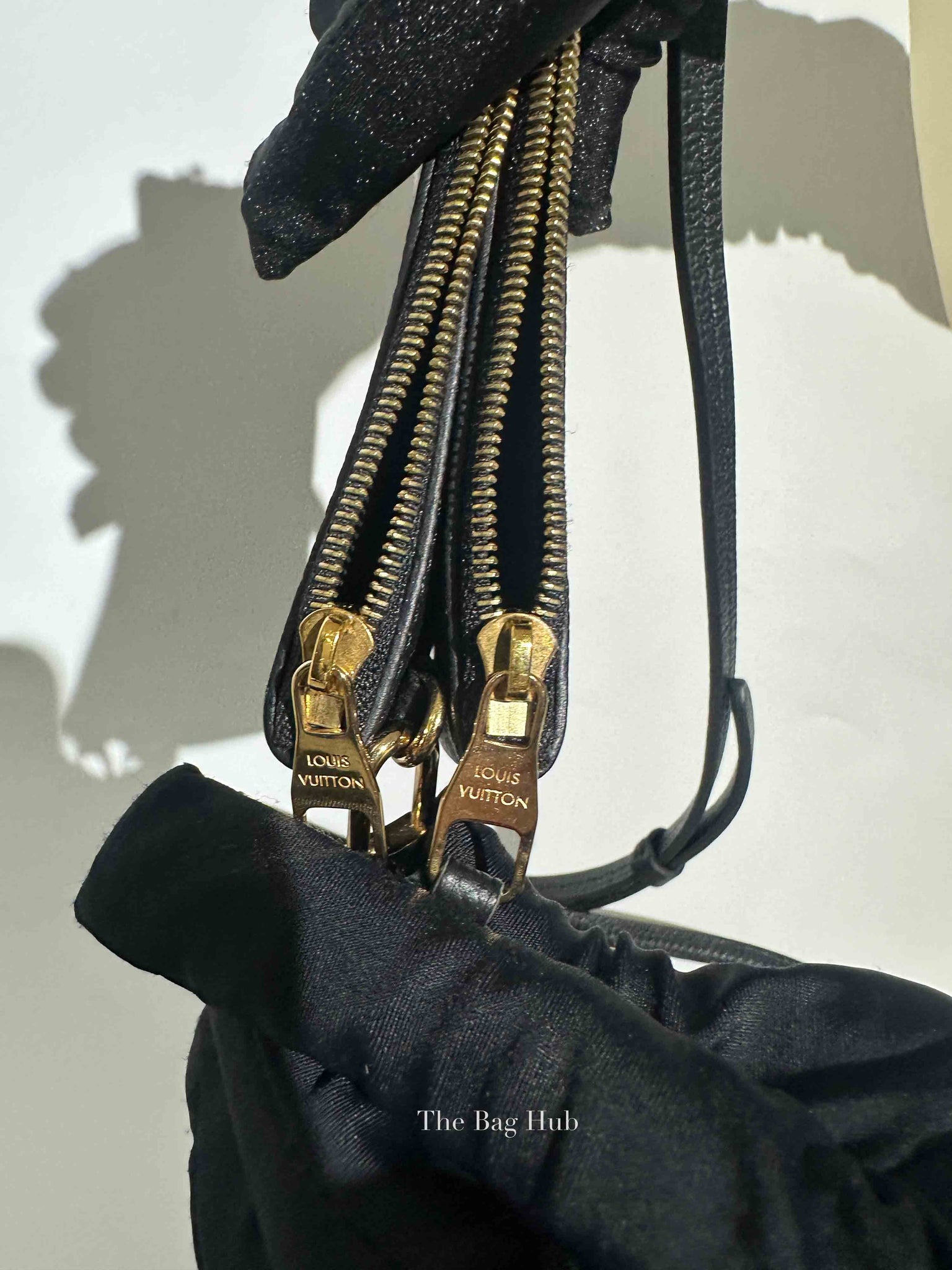 Louis Vuitton Black/Cream Empreinte Monogram Giant Double Zip Pochette