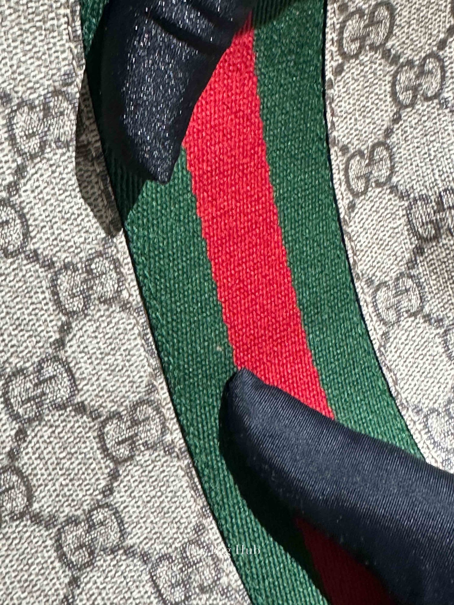 Gucci Beige/Ebony GG Canvas Web Ophidia Medium Tote Bag