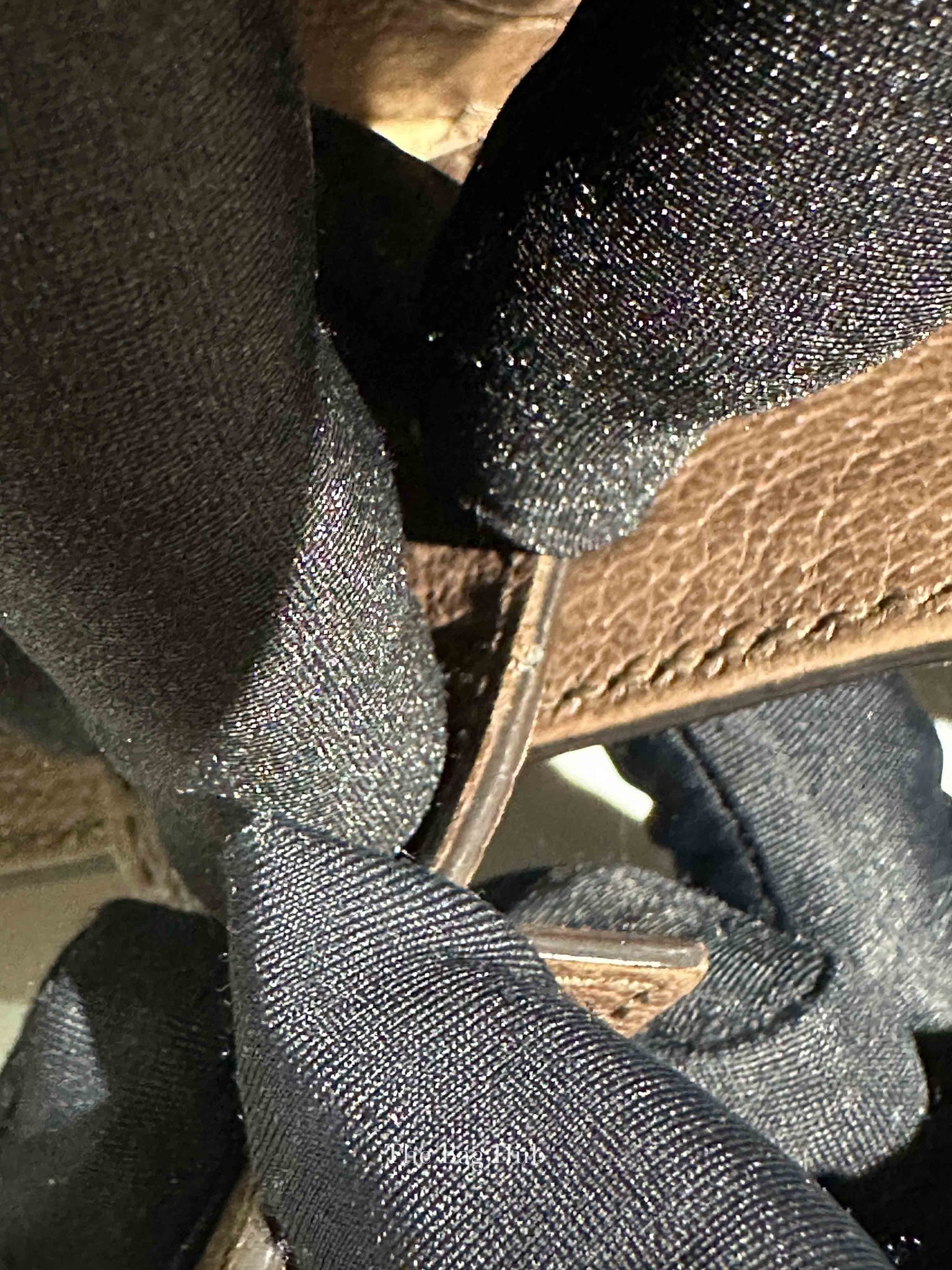 Gucci Beige/Ebony GG Canvas Web Ophidia Medium Tote Bag