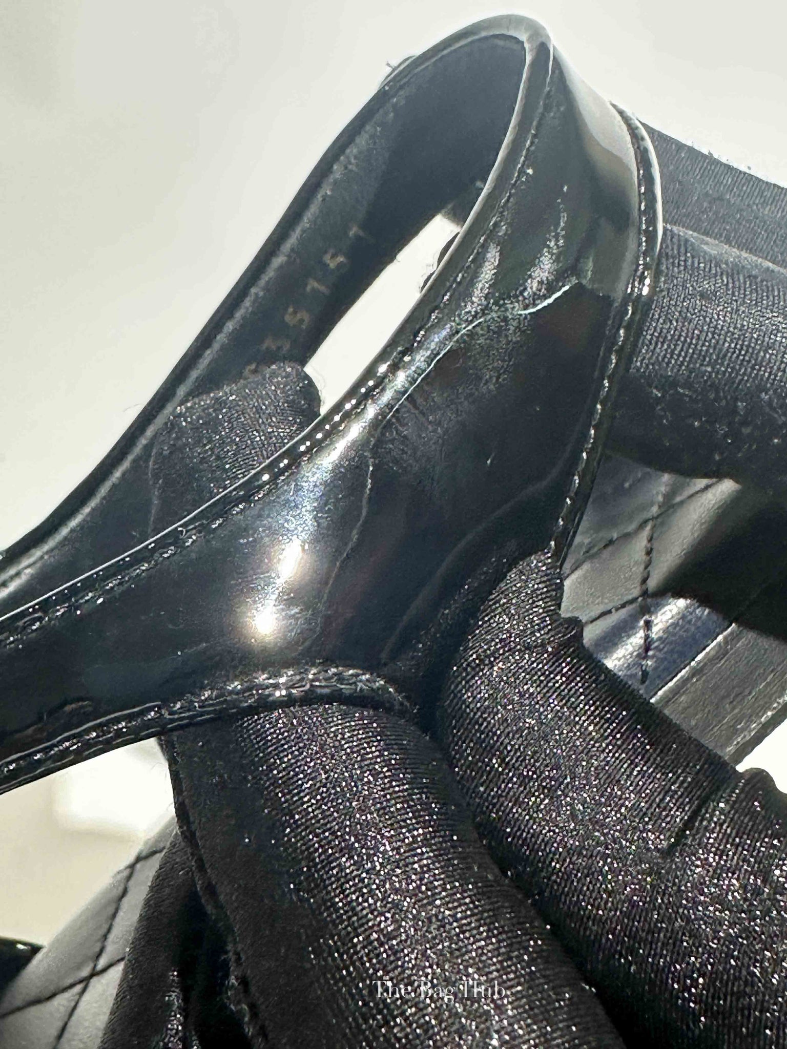 Chanel Navy Blue/Black Patent/Leather Faux Pearl Embellished Sandals Size 37.5