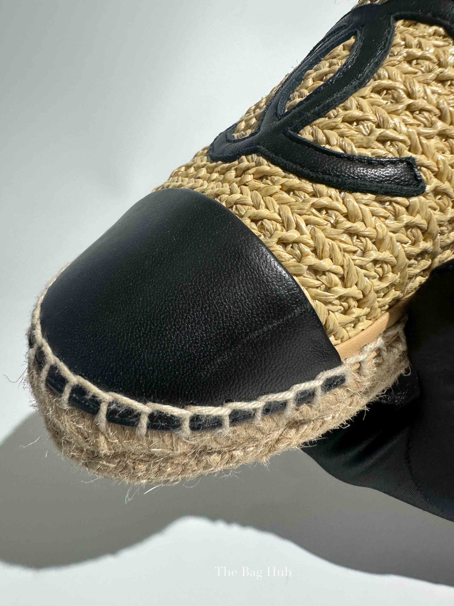 Chanel Beige/Black Raffia CC Espadrilles Size 38