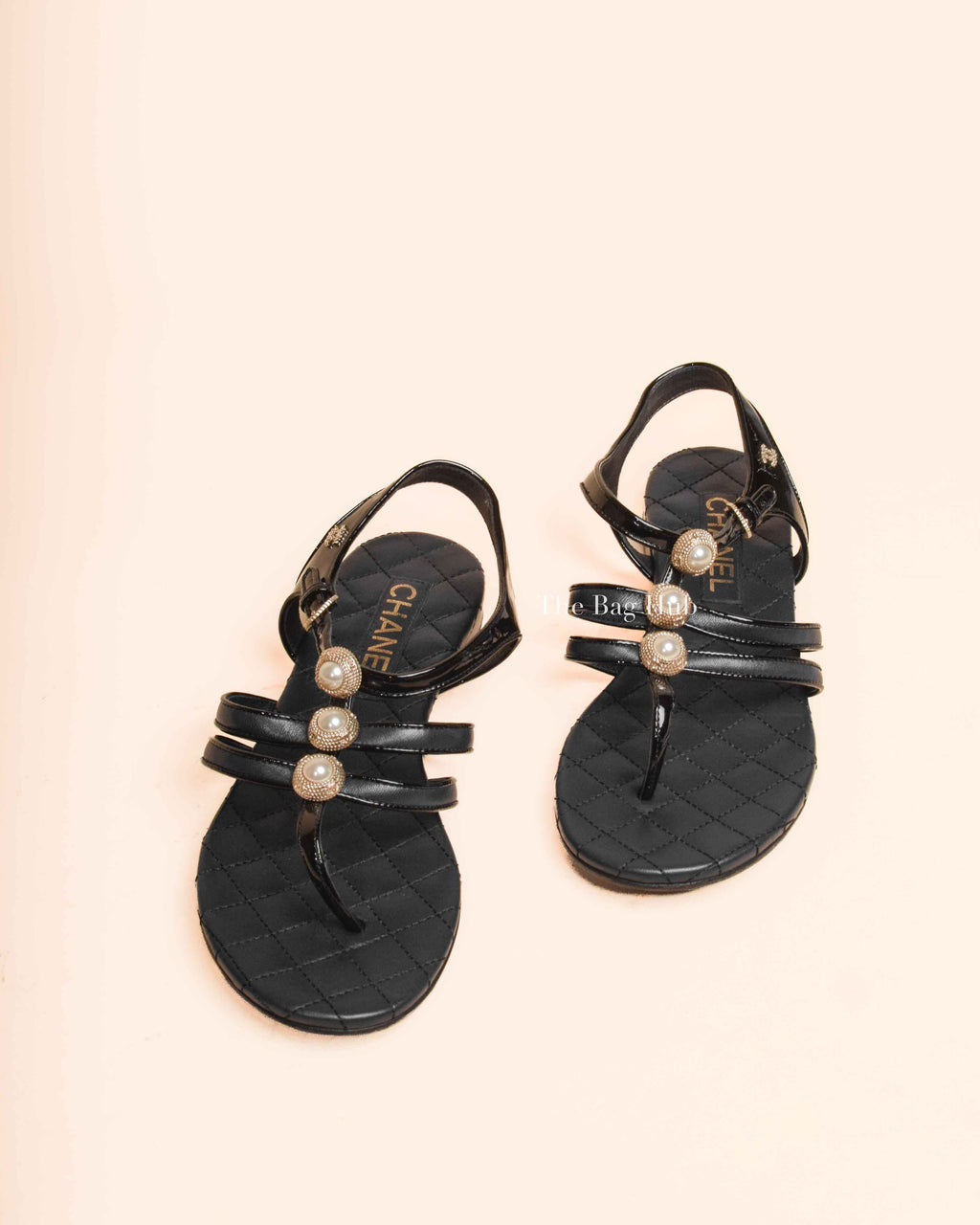 Chanel Navy Blue/Black Patent/Leather Faux Pearl Embellished Sandals Size 37.5