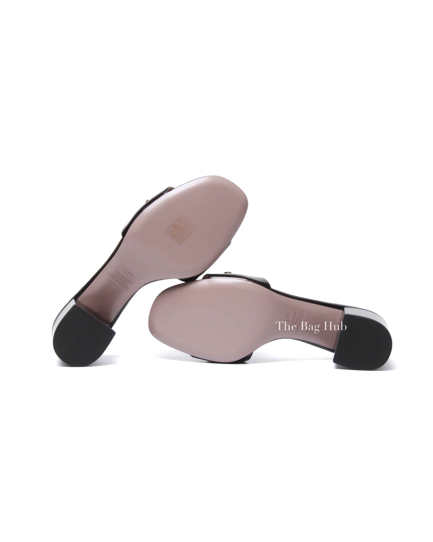 Valentino Garavani Nero Calfskin VLogo Signature Sandals Size 36.5