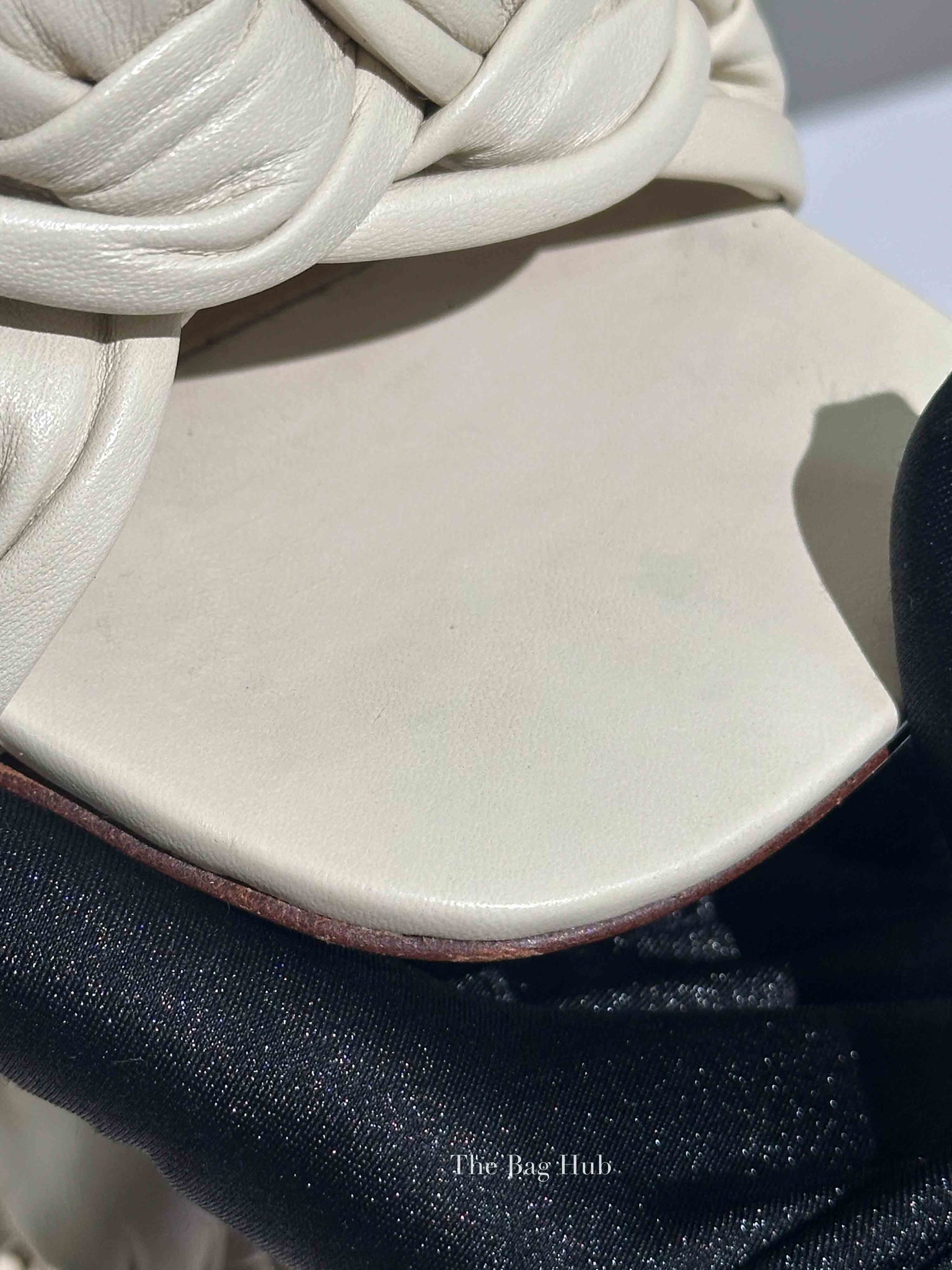 Bottega Veneta Wax Shiny Nappa Intrecciato The Board Sandals Size 36