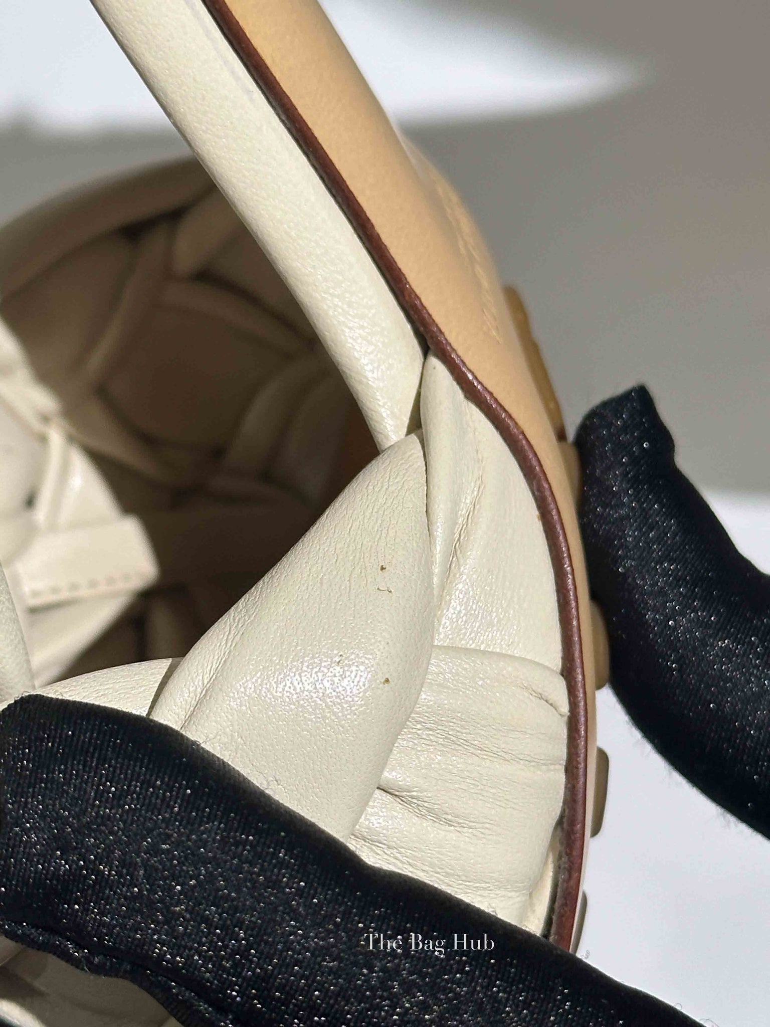 Bottega Veneta Wax Shiny Nappa Intrecciato The Board Sandals Size 36