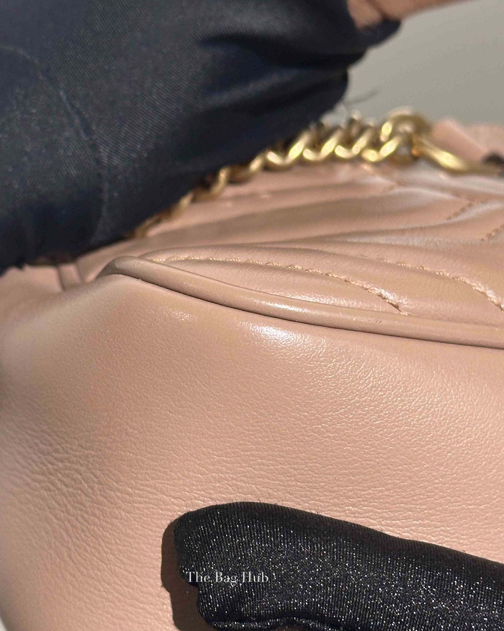 Gucci Porcelain Rose Calfskin Matelasse Small GG Marmont Chain Shoulder Bag