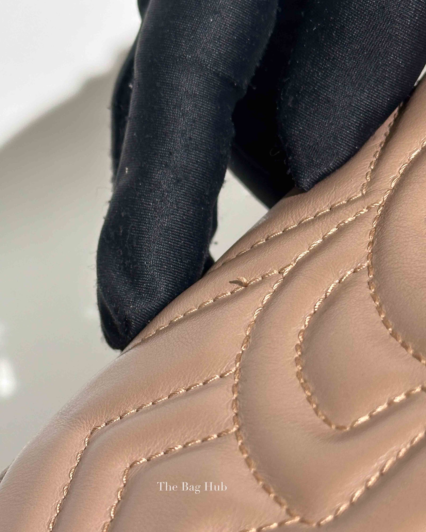 Gucci Porcelain Rose Calfskin Matelasse Small GG Marmont Chain Shoulder Bag