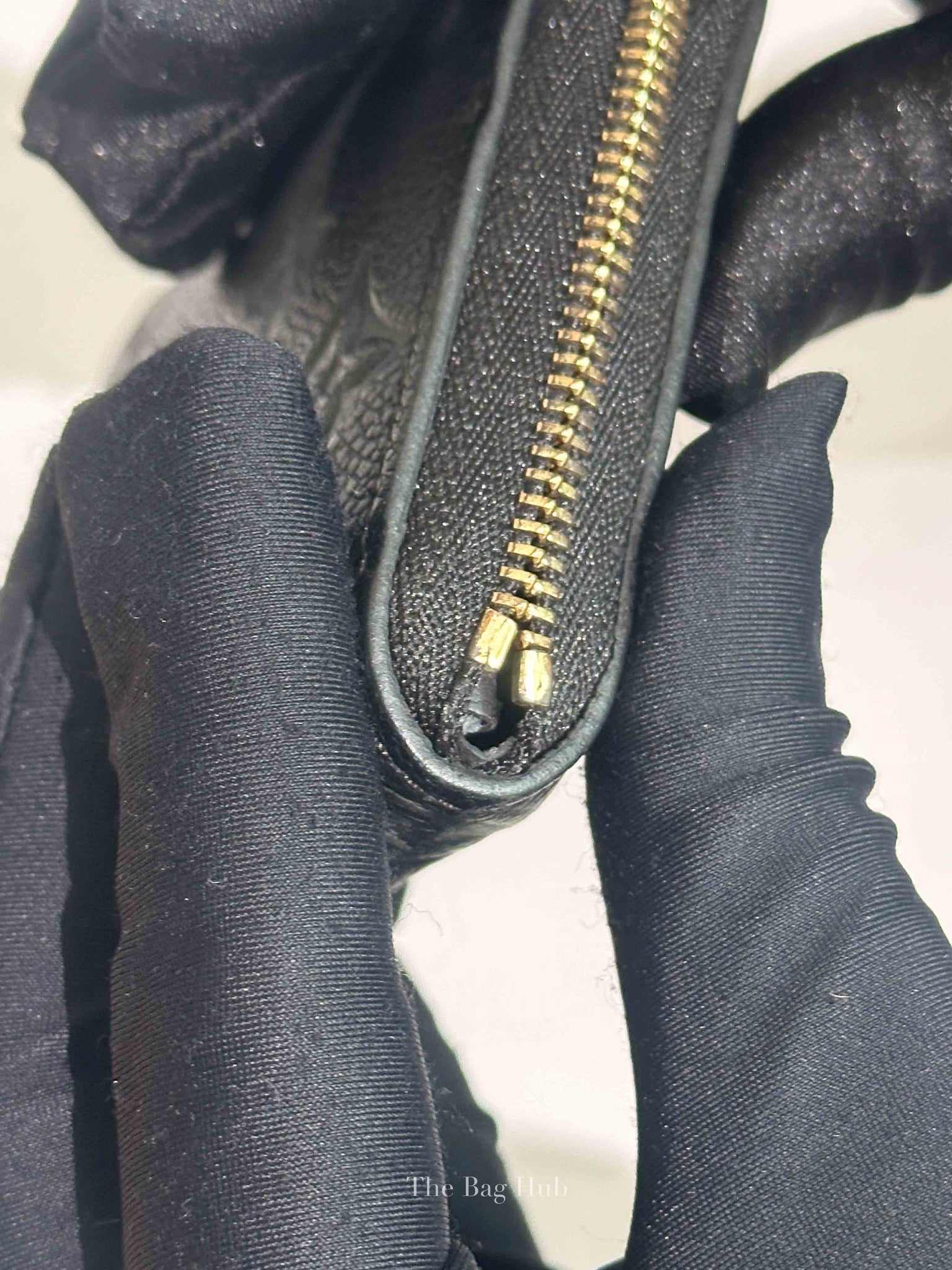 Louis Vuitton Black Monogram Empreinte Leather Zippy Coin Purse