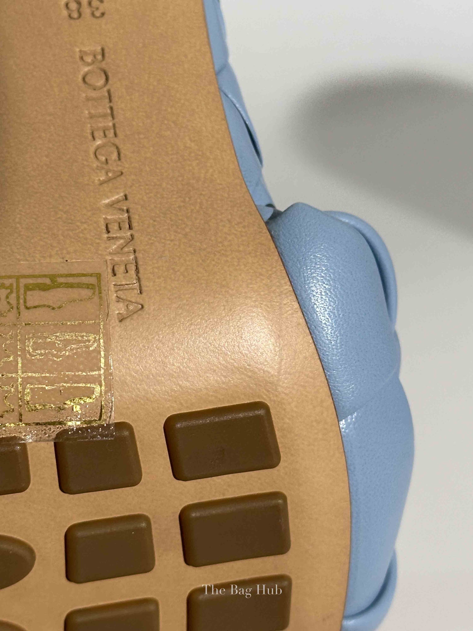 Bottega Veneta Ice Nappa Maxi Intrecciato Lido Mule Sandals Size 37