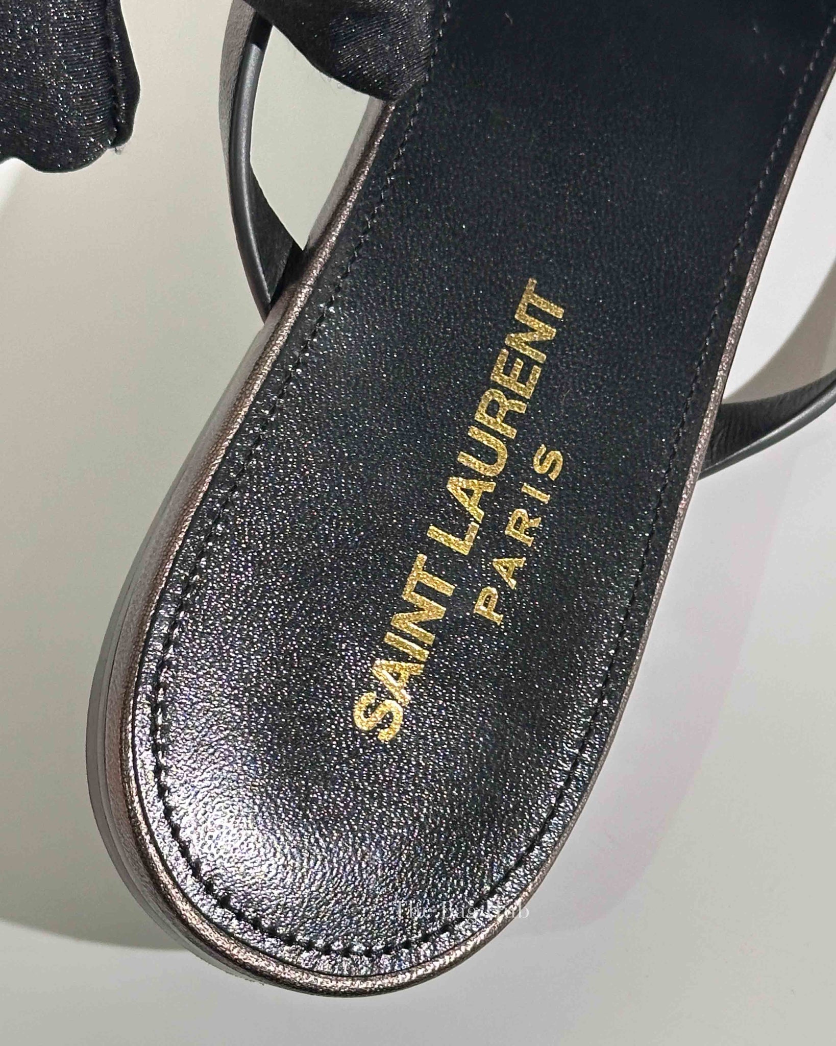 Saint Laurent Cedar Brown Leather Cassandra Flip Flops Size 40