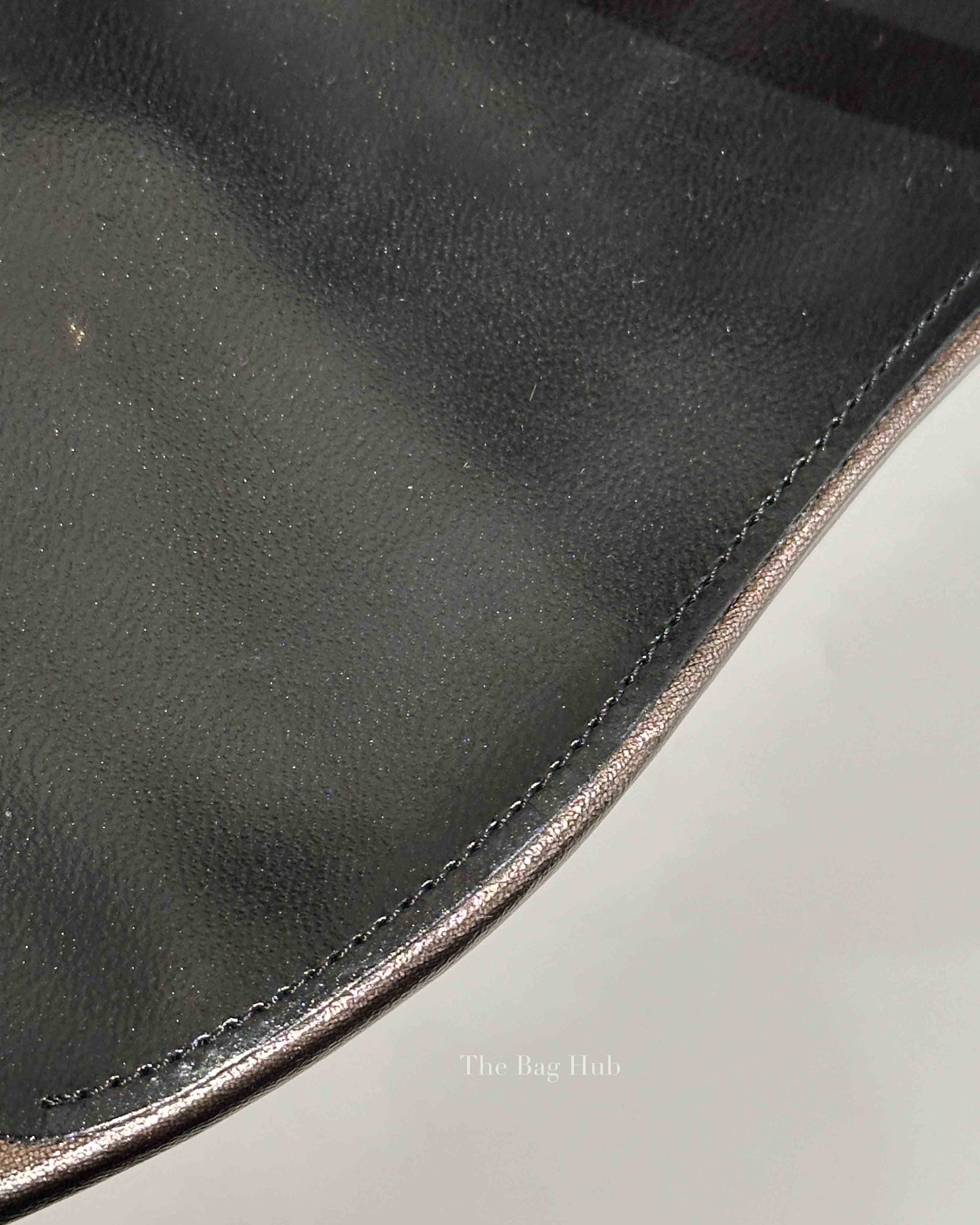 Saint Laurent Cedar Brown Leather Cassandra Flip Flops Size 40