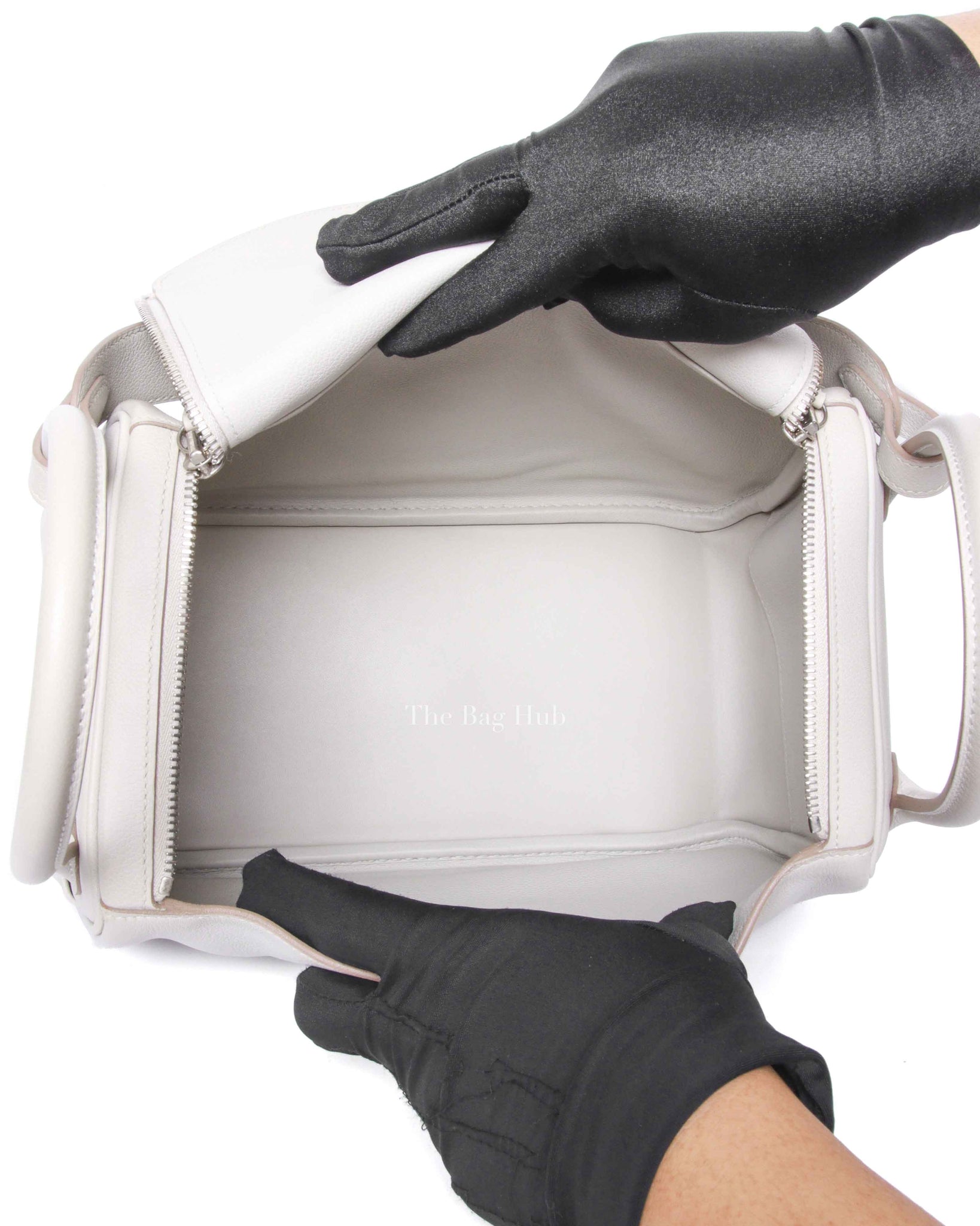 Hermes Gris Perle Evercolor Lindy 30 Bag PHW