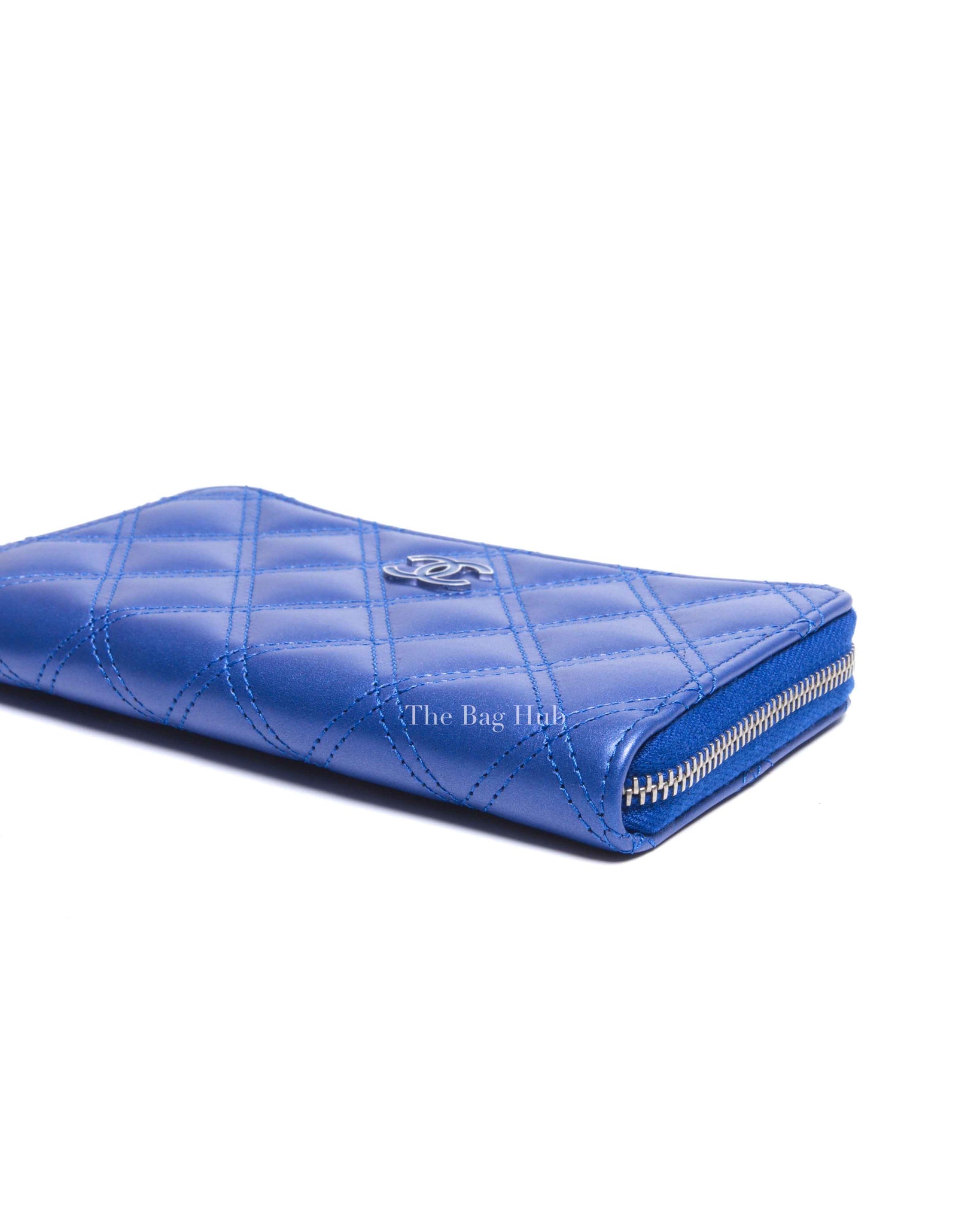 Chanel Metallic Blue/Violet Quilted Lambskin Small Zip Around Wallet