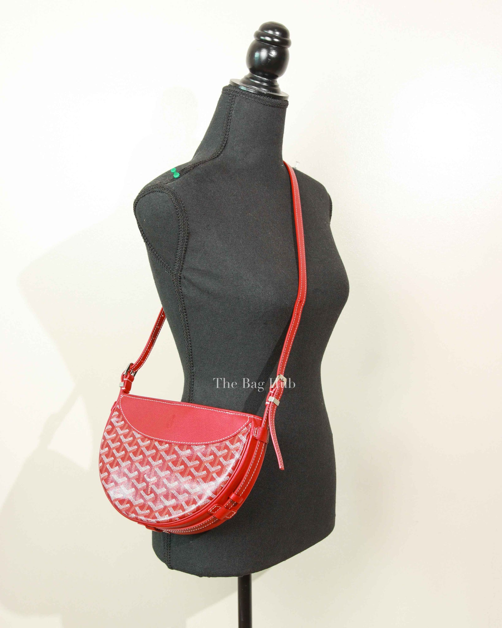 Goyard Red Canvas Hirondelle Hand Bag