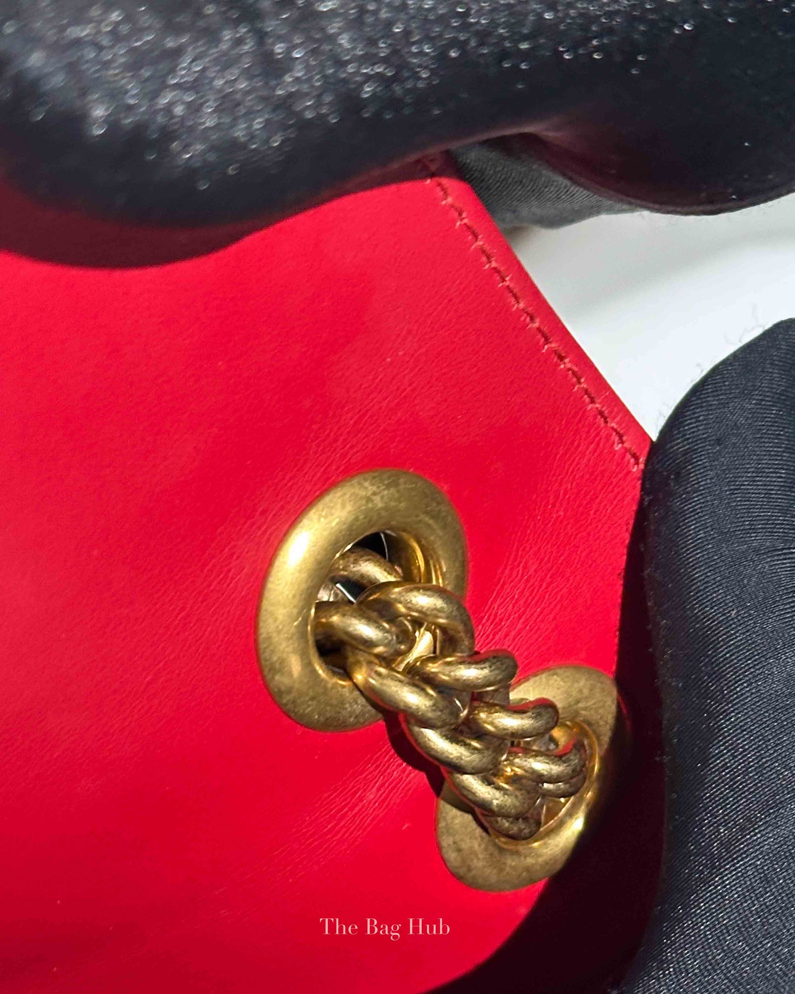 Gucci Red GG Marmont Leather Medium Shoulder Bag