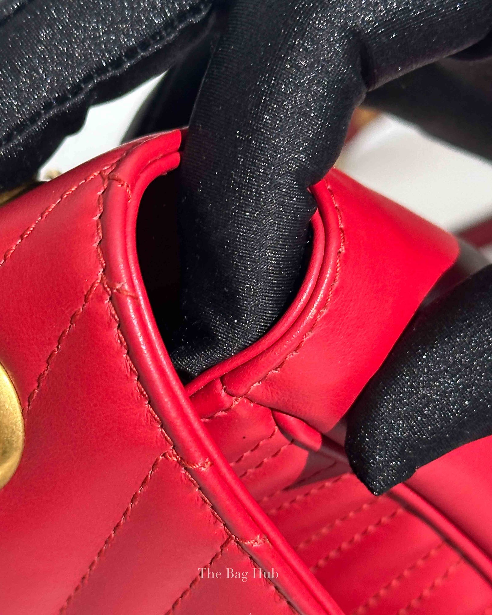 Gucci Red GG Marmont Leather Medium Shoulder Bag