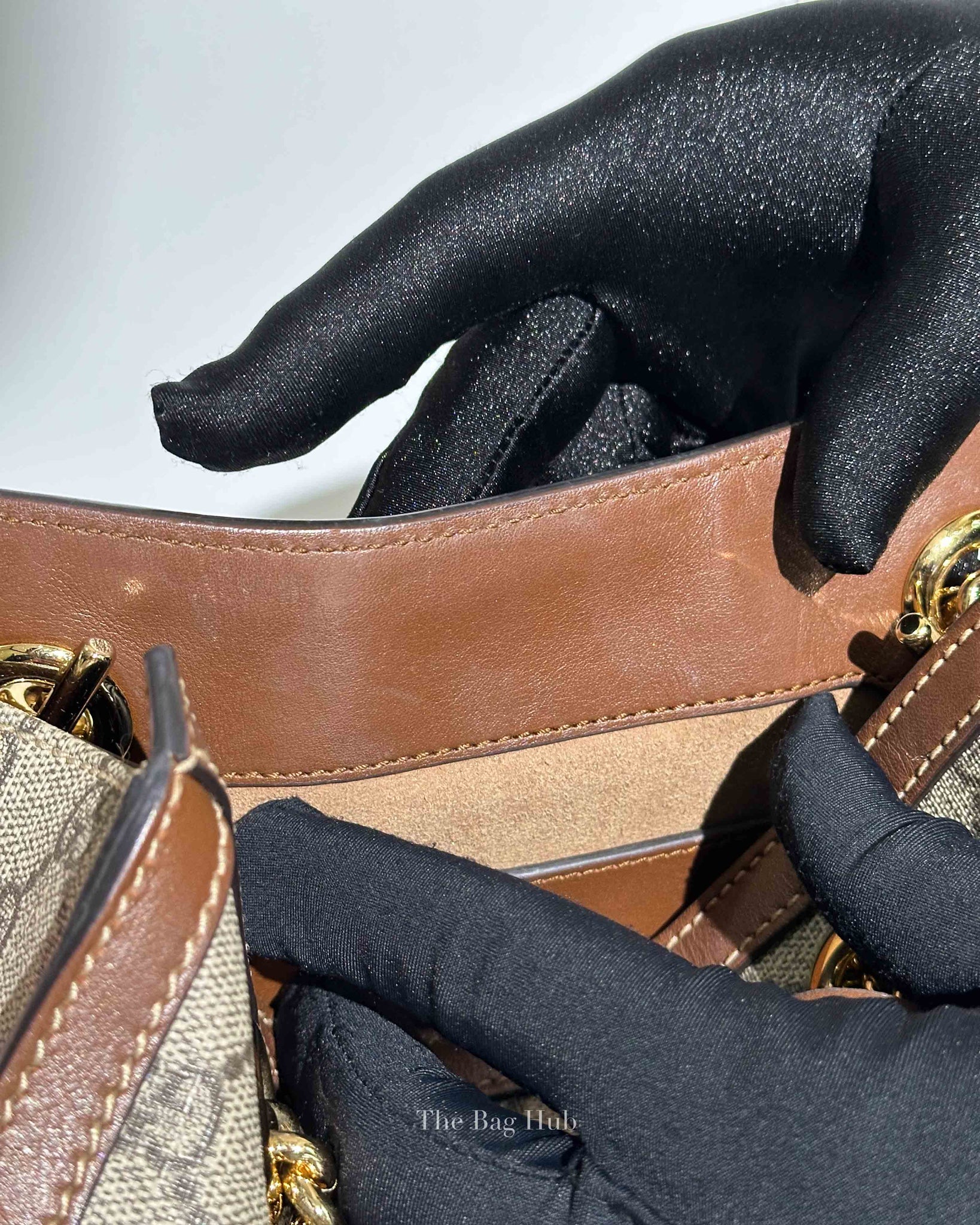 Gucci Beige/Ebony Canvas GG Supreme Padlock Medium Tote Bag