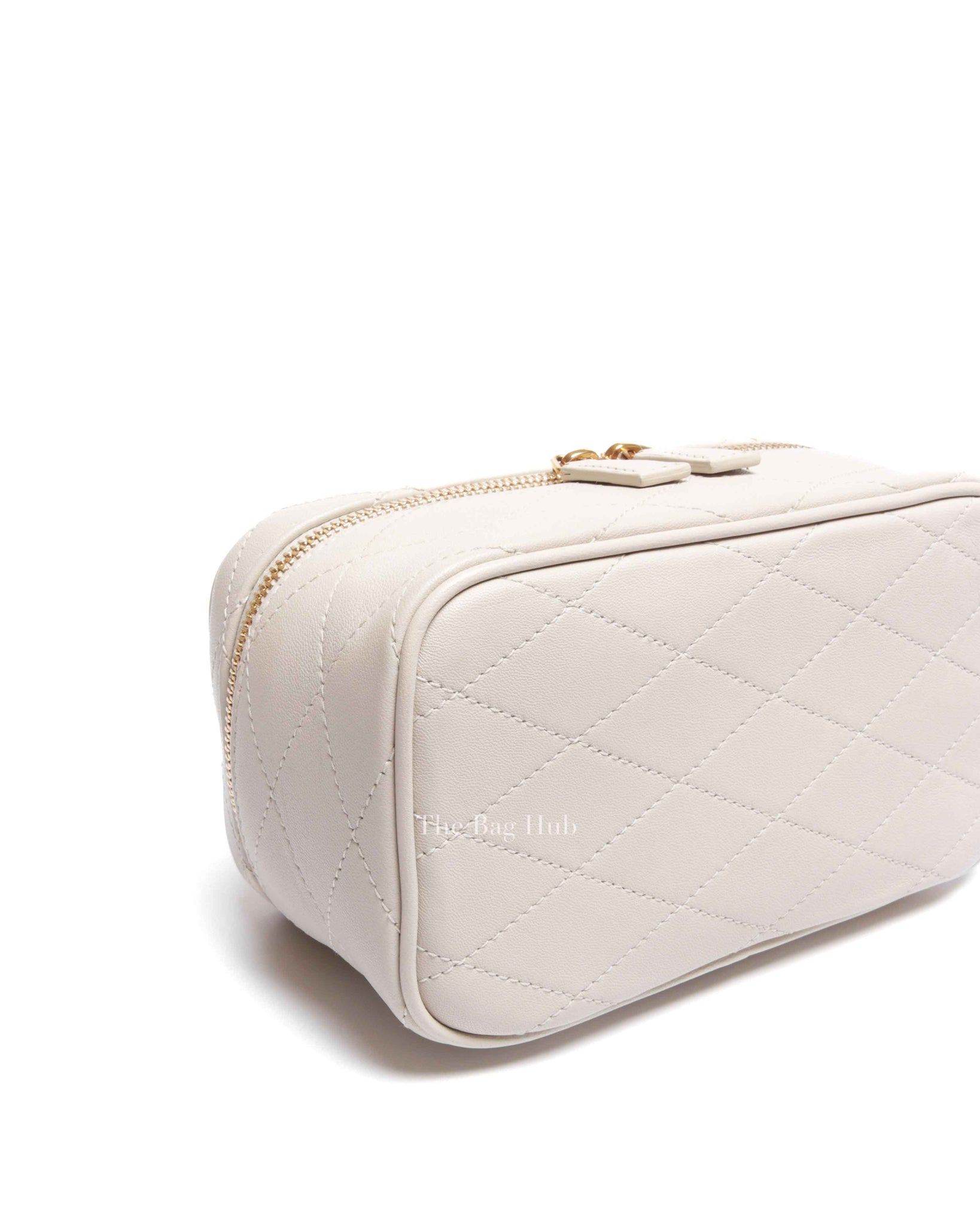 Saint Laurent White Quilted Lambskin Mini Vanity Case