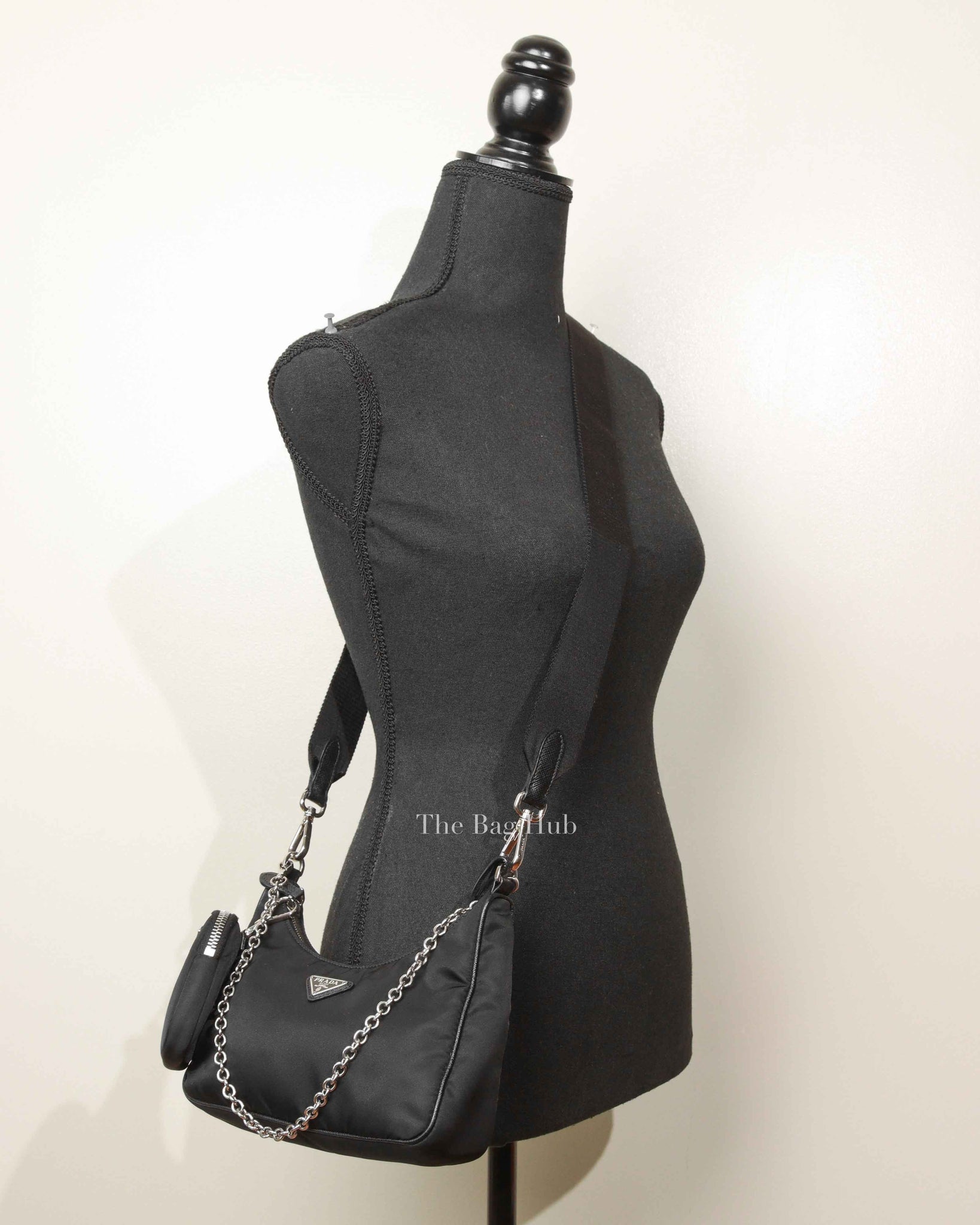 Prada Black Nylon Tessuto Re-Edition 2005 Shoulder Bag 1BH204