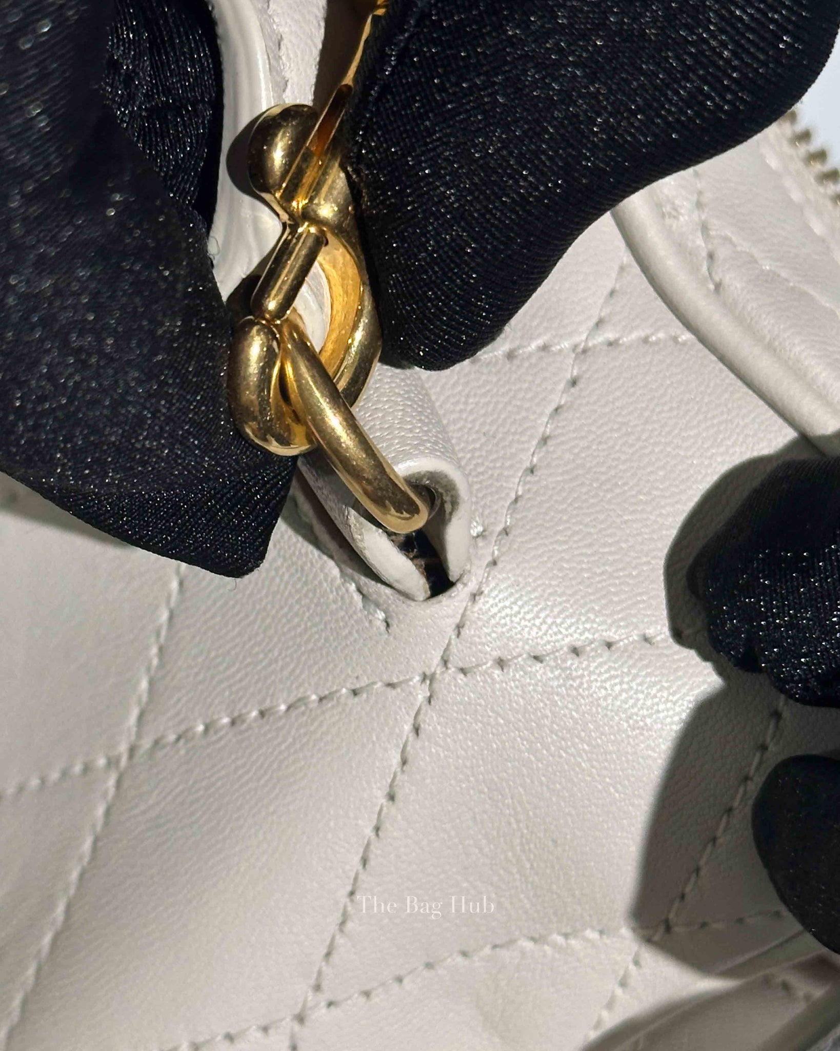 Saint Laurent White Quilted Lambskin Mini Vanity Case