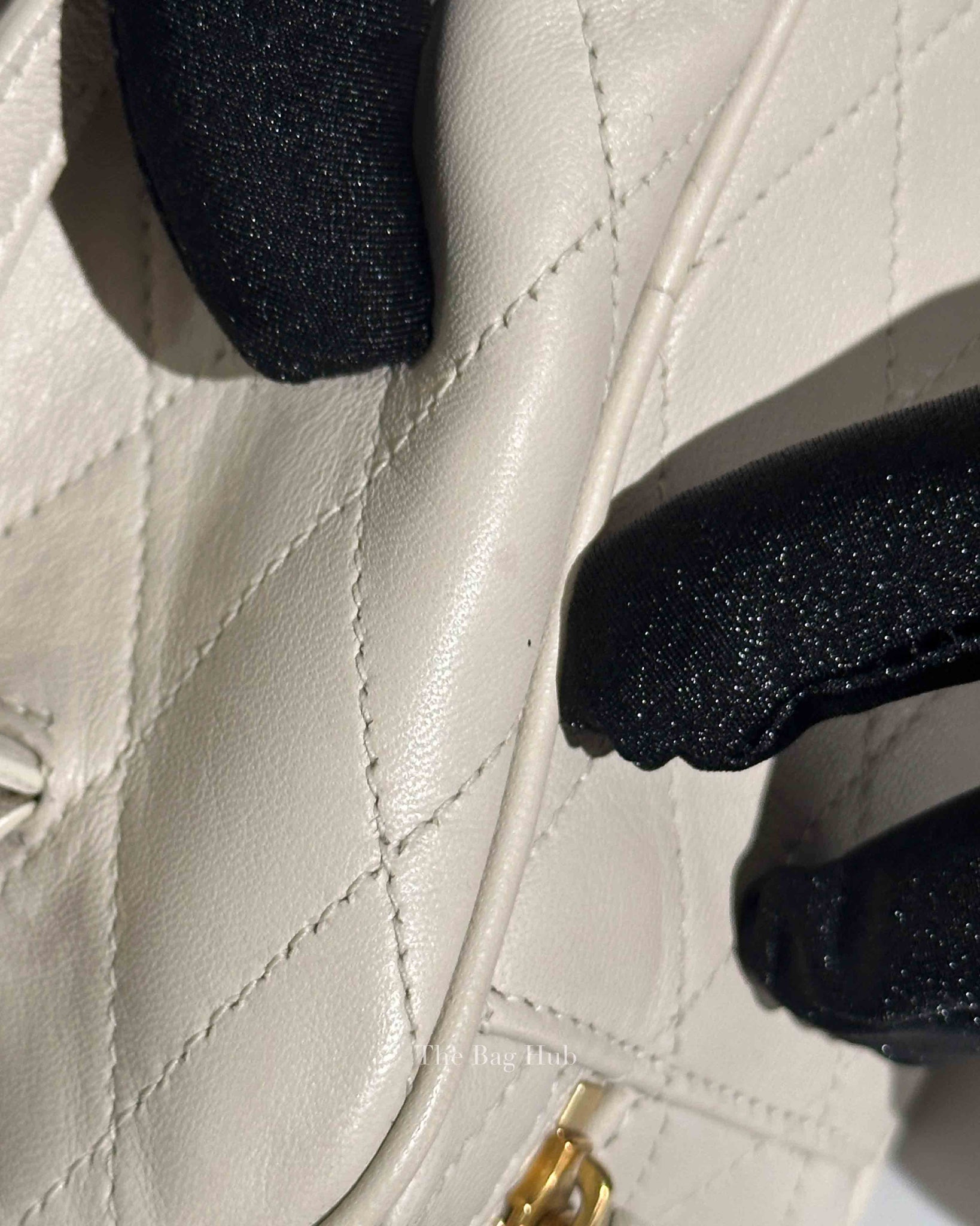 Saint Laurent White Quilted Lambskin Mini Vanity Case