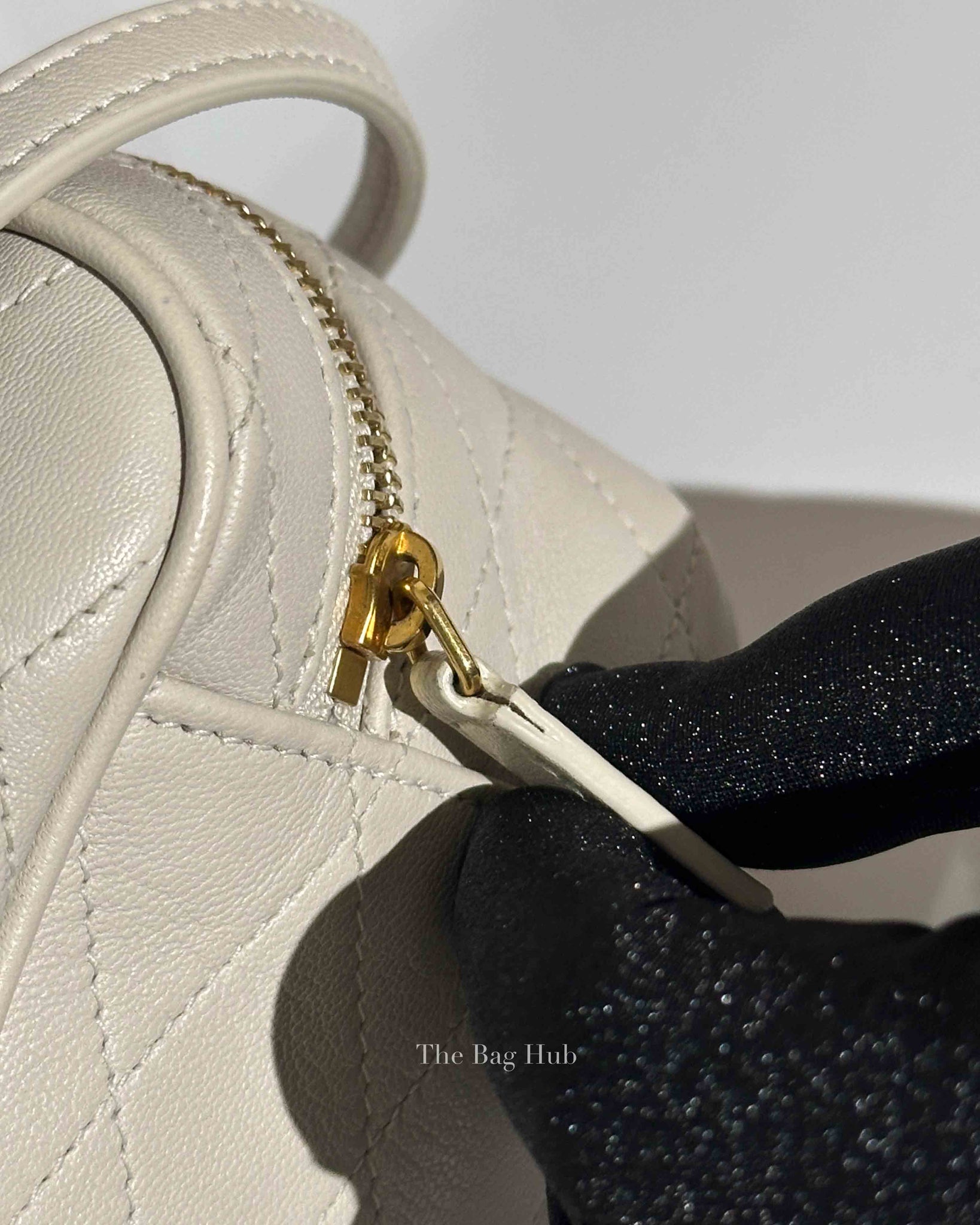 Saint Laurent White Quilted Lambskin Mini Vanity Case