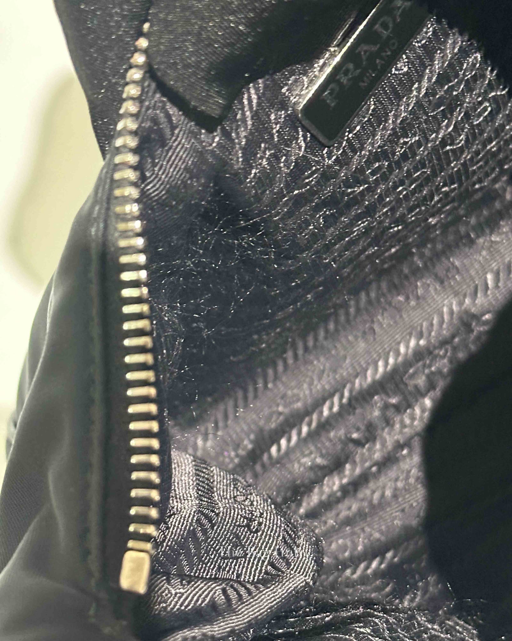 Prada Black Nylon Tessuto Re-Edition 2005 Shoulder Bag 1BH204