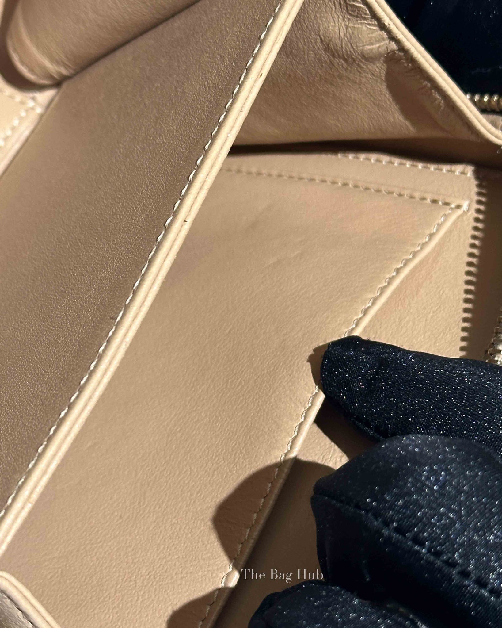 Chanel Beige Caviar Quilted Small CC Filigree Vanity Case GHW