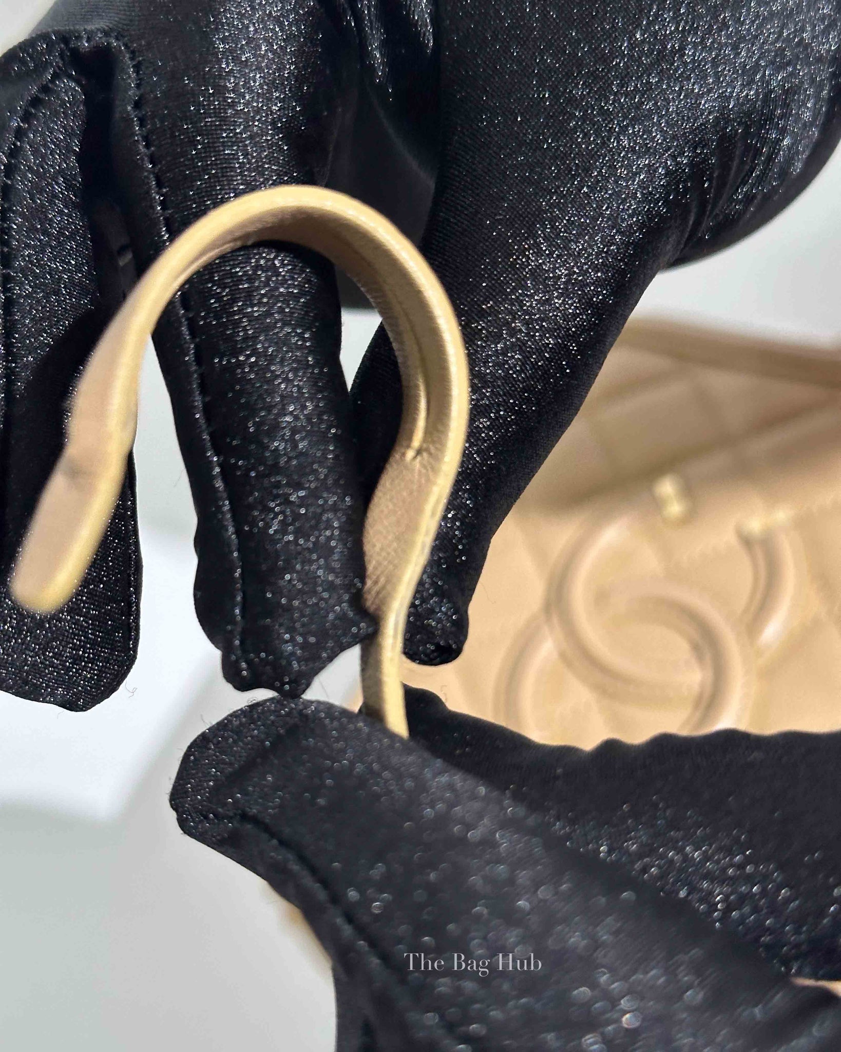 Chanel Beige Caviar Quilted Small CC Filigree Vanity Case GHW