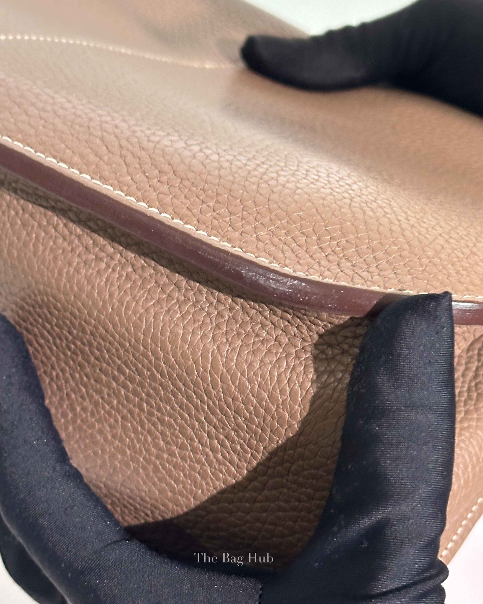 Hermes Etoupe Taurillon Clemence Leather Halzan 25 Bag PHW