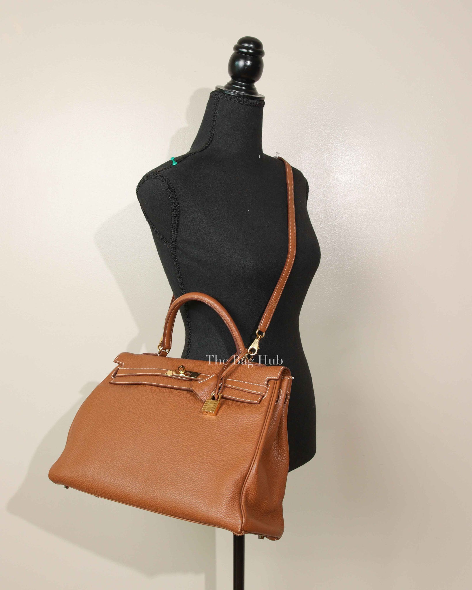 Hermes Gold Togo Leather Kelly 35 GHW