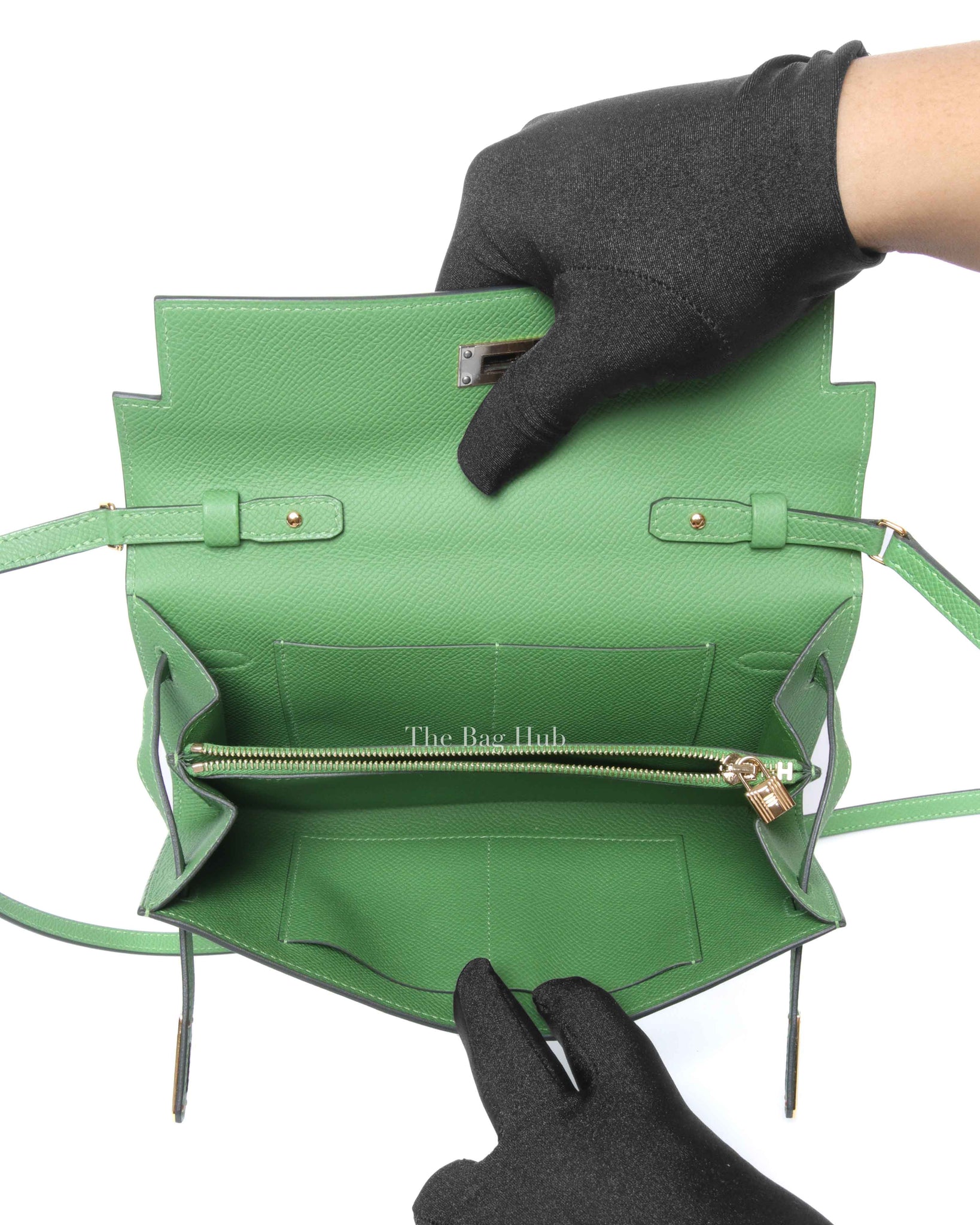 Hermes Vert Yucca Epsom Kelly To Go Wallet GHW