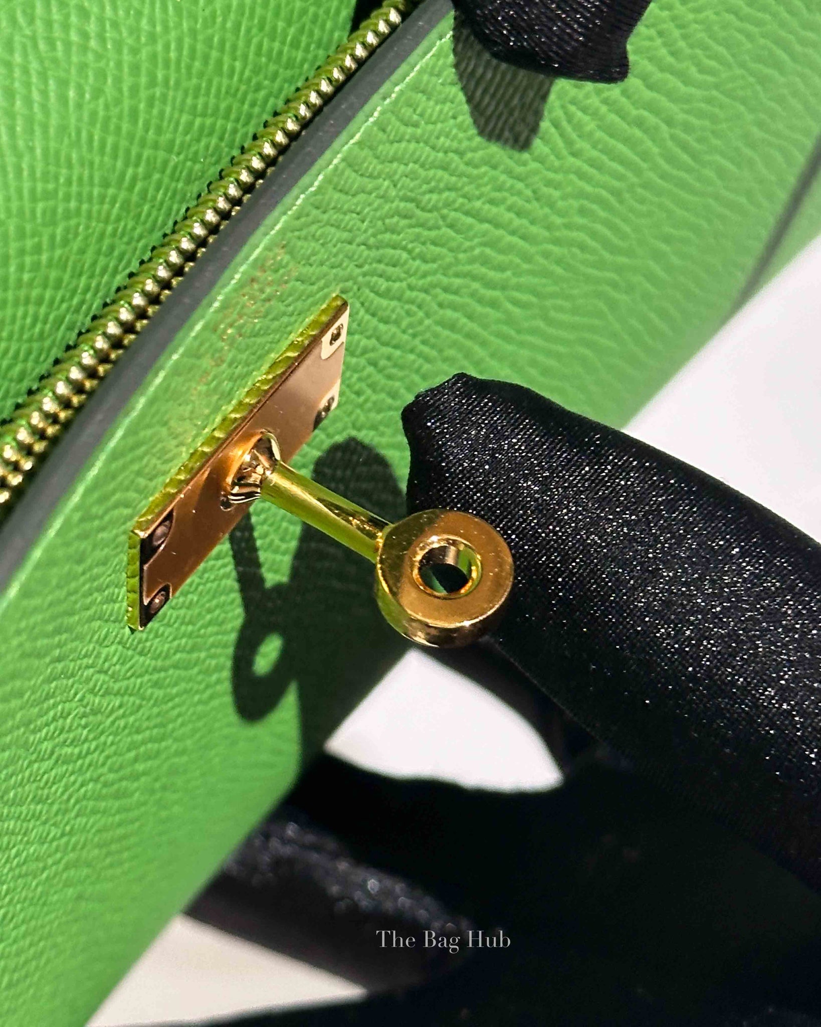 Hermes Vert Yucca Epsom Kelly To Go Wallet GHW