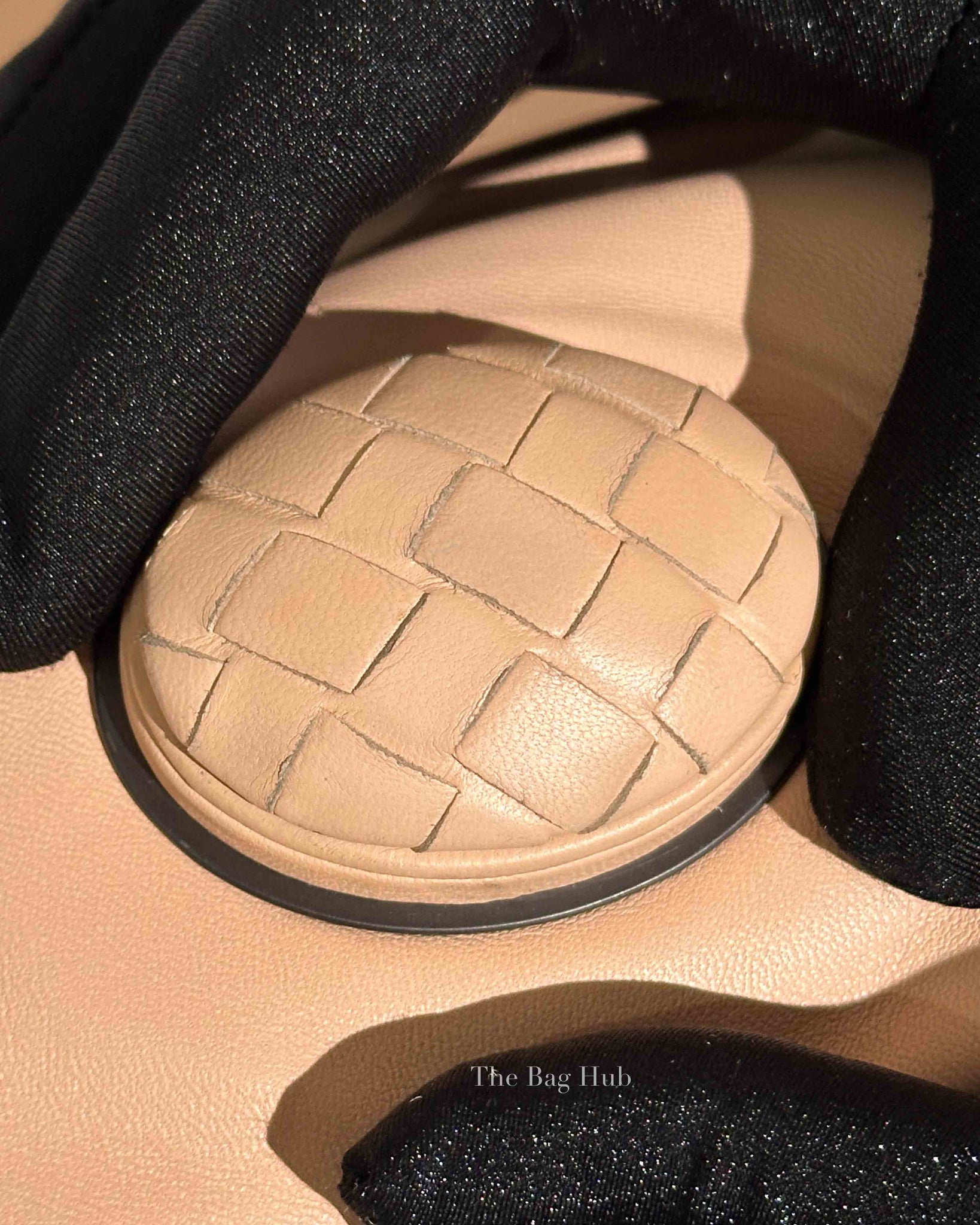 Bottega Veneta Pink Intrecciato Leather Turnlock Fold Over Clutch