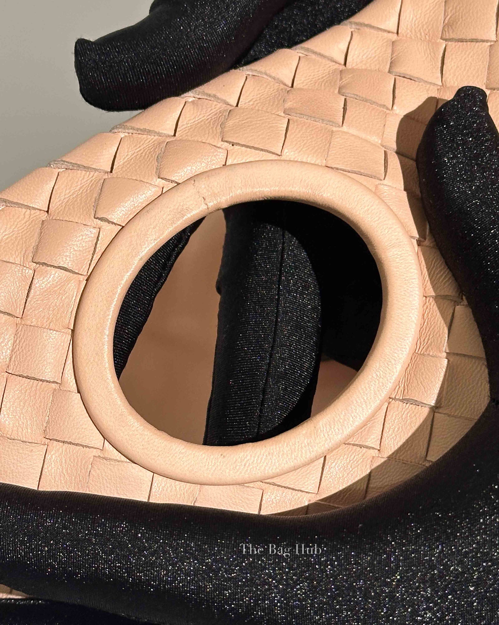 Bottega Veneta Pink Intrecciato Leather Turnlock Fold Over Clutch