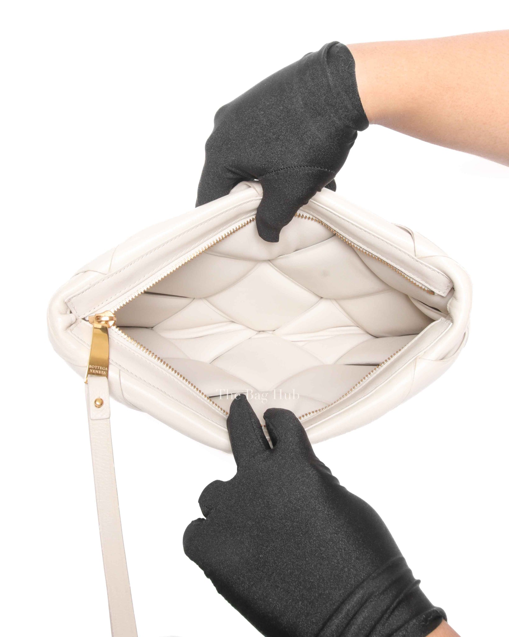 Bottega Veneta Off White Leather Maxi Intrecciato Padded Pouch